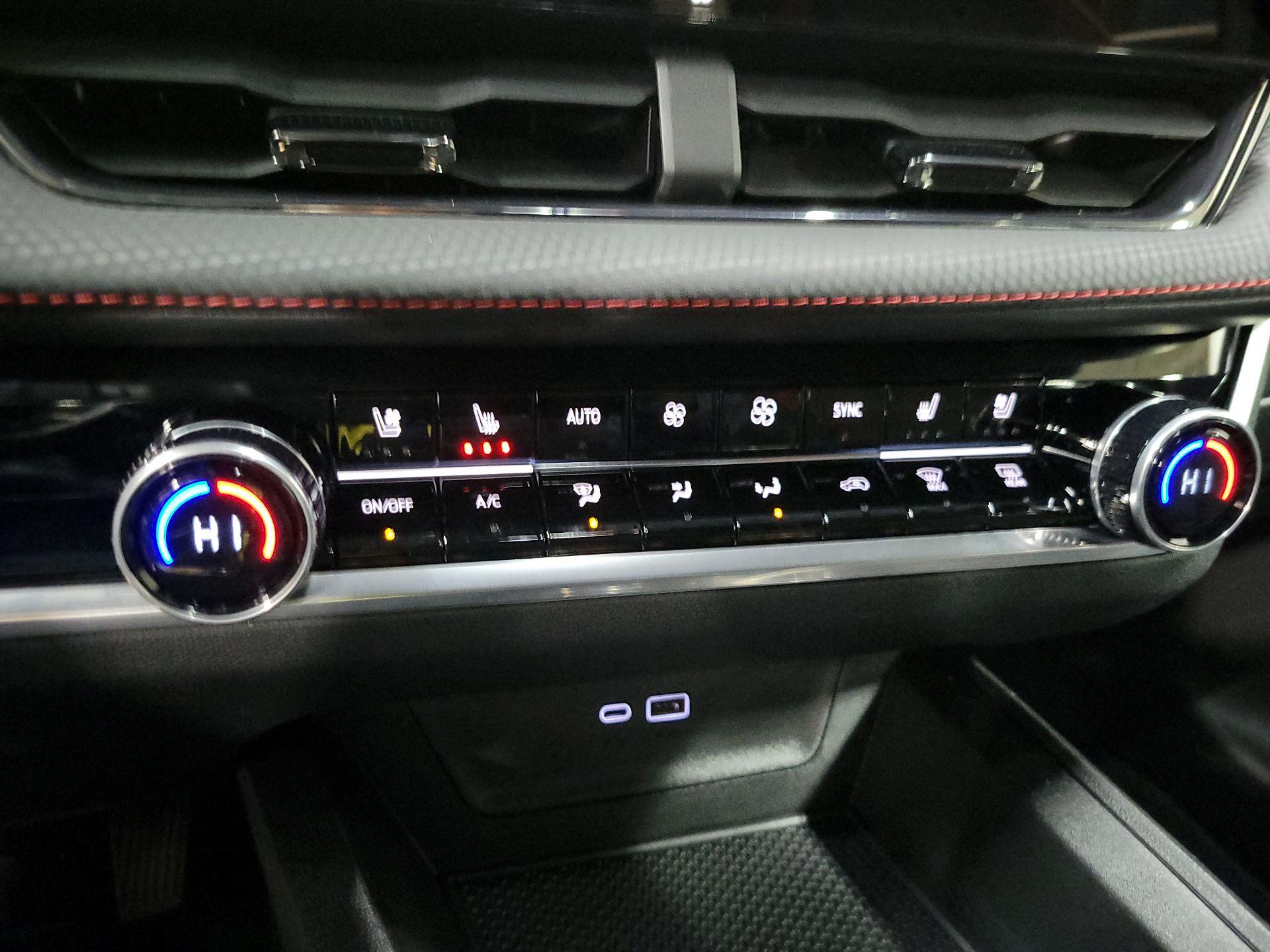 Thumbnail: 2025 Chevrolet Equinox - 17