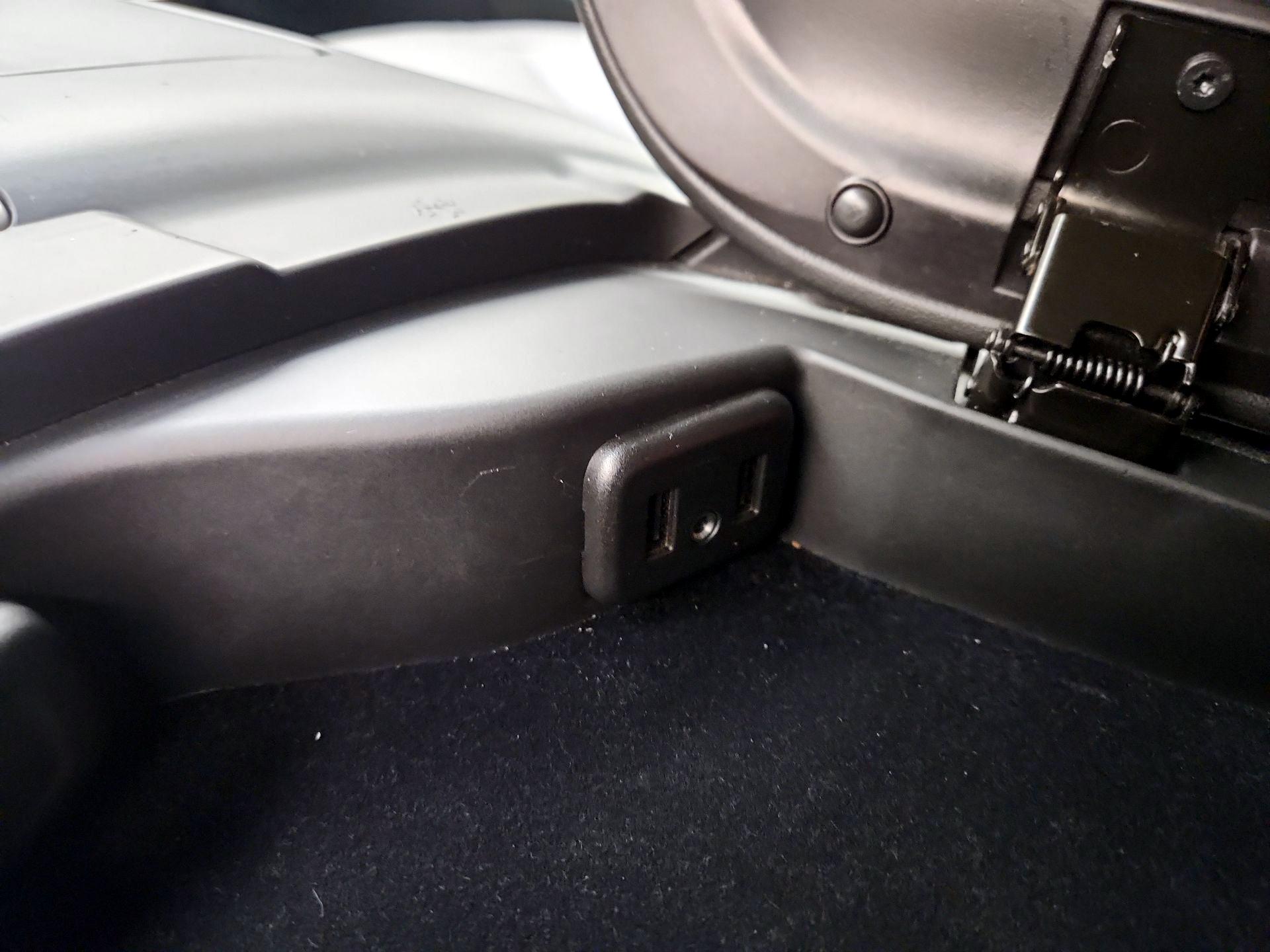 Thumbnail: 2017 Chevrolet Corvette - 17