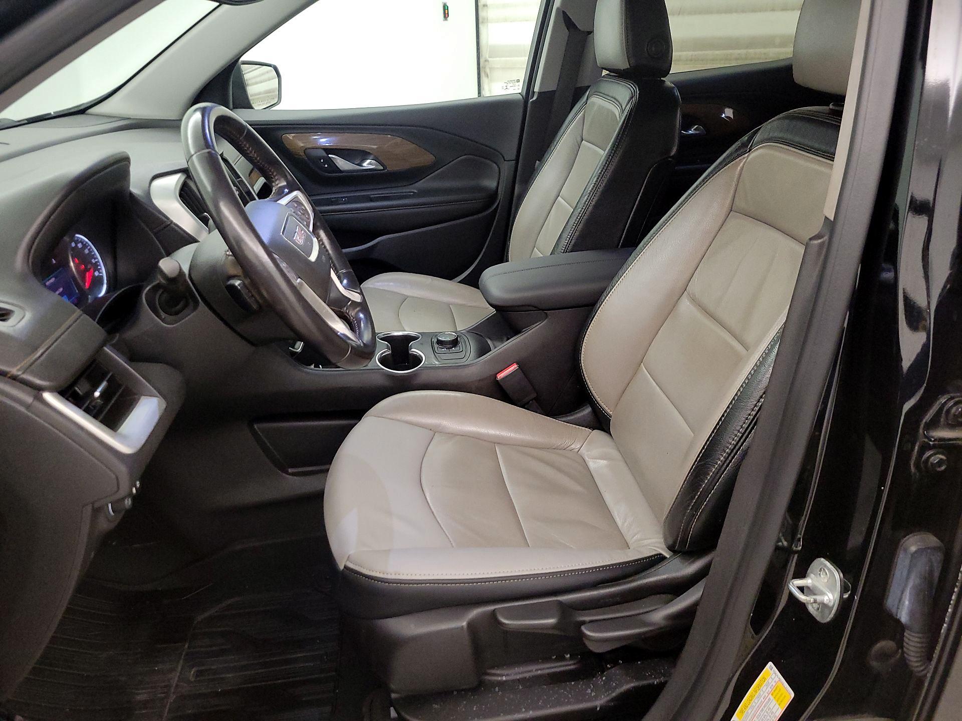 Thumbnail: 2020 GMC Terrain - 11