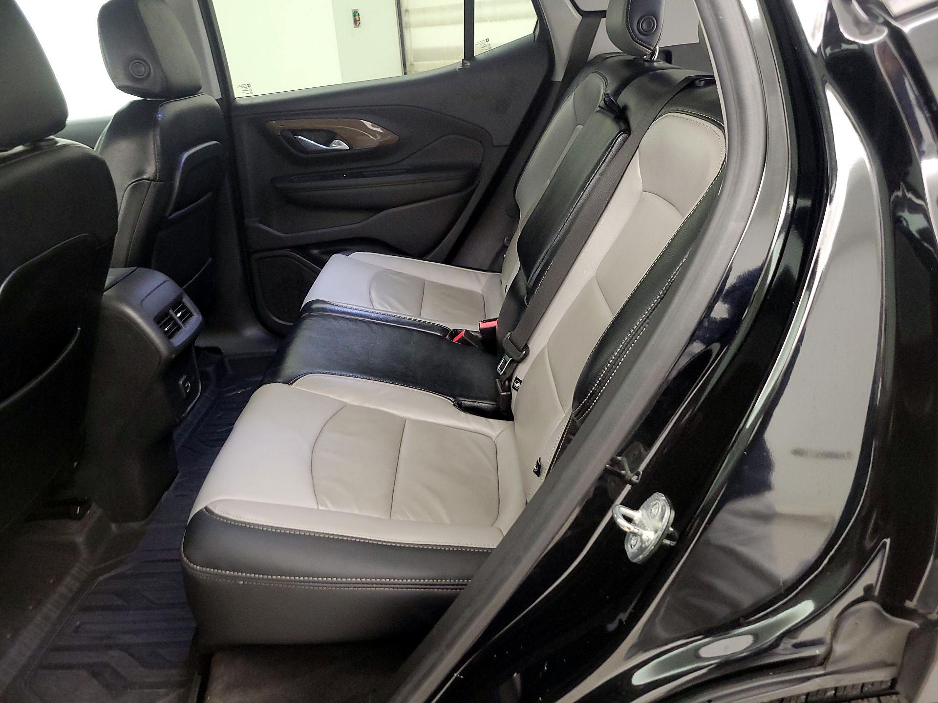 Thumbnail: 2020 GMC Terrain - 19