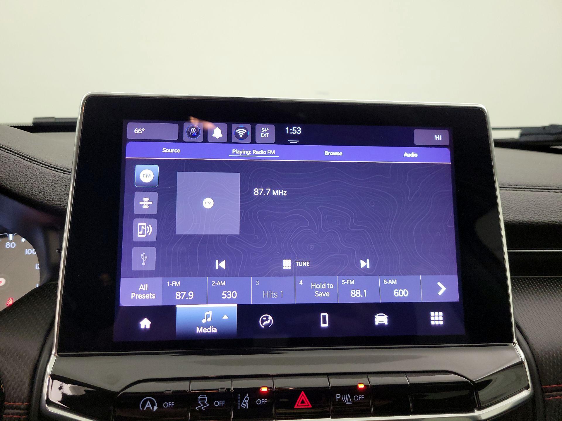 Thumbnail: 2022 Jeep Compass - 15