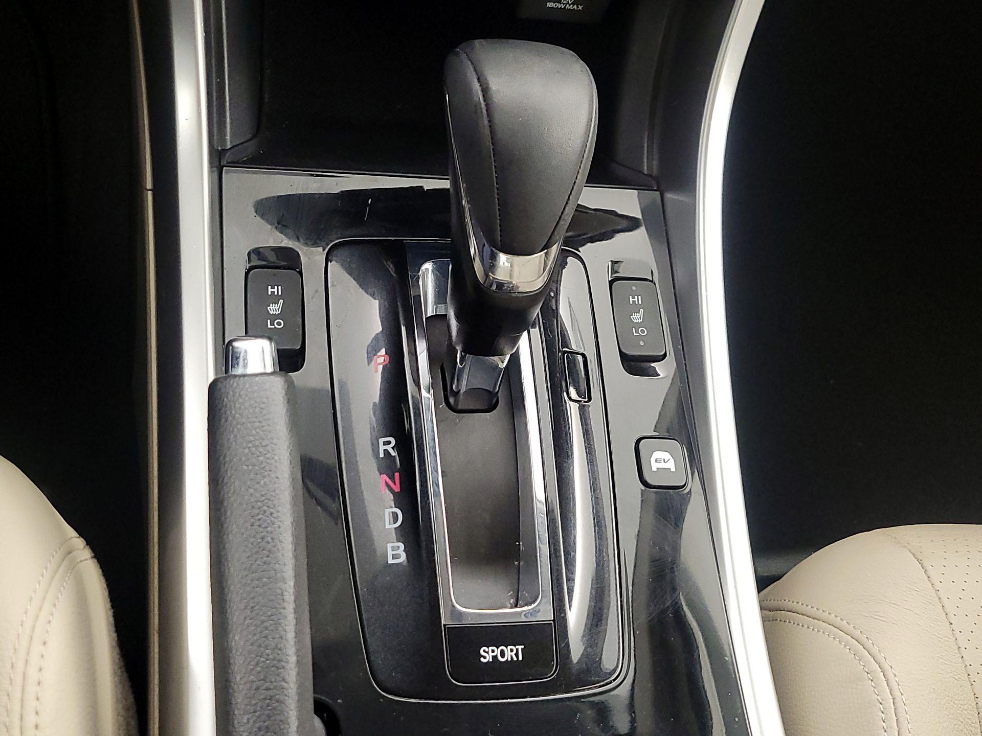 Thumbnail: 2017 Honda Accord - 17