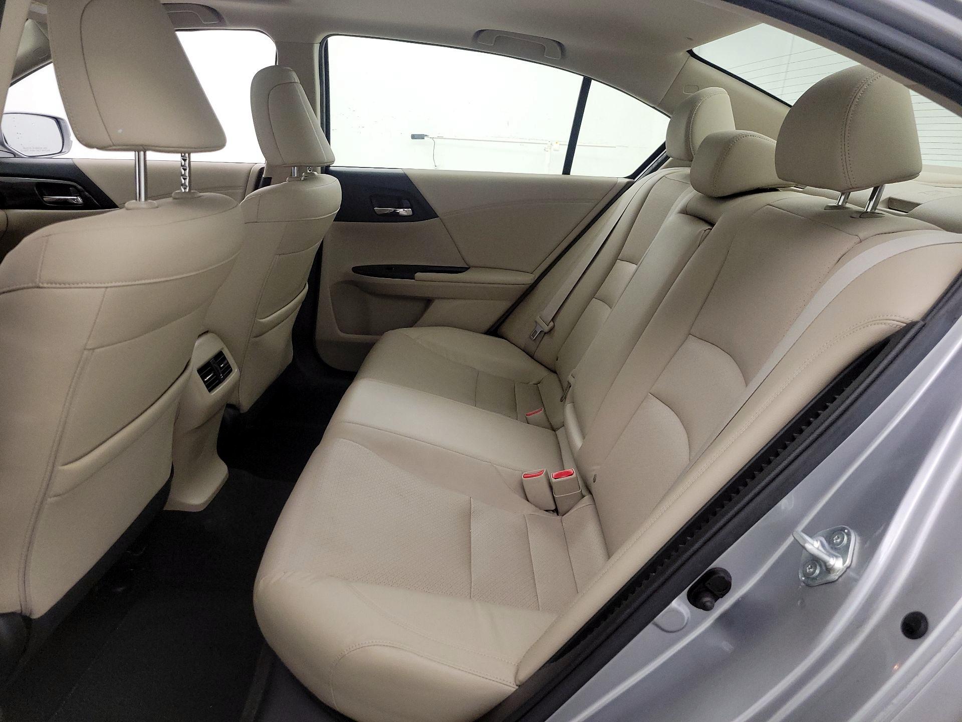 Thumbnail: 2017 Honda Accord - 20