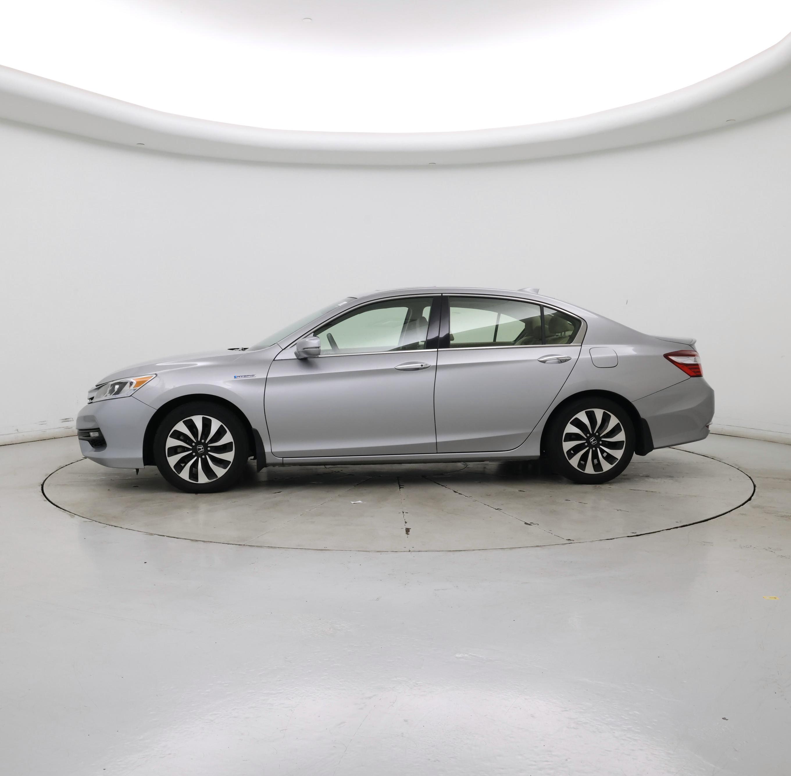 Thumbnail: 2017 Honda Accord - 3