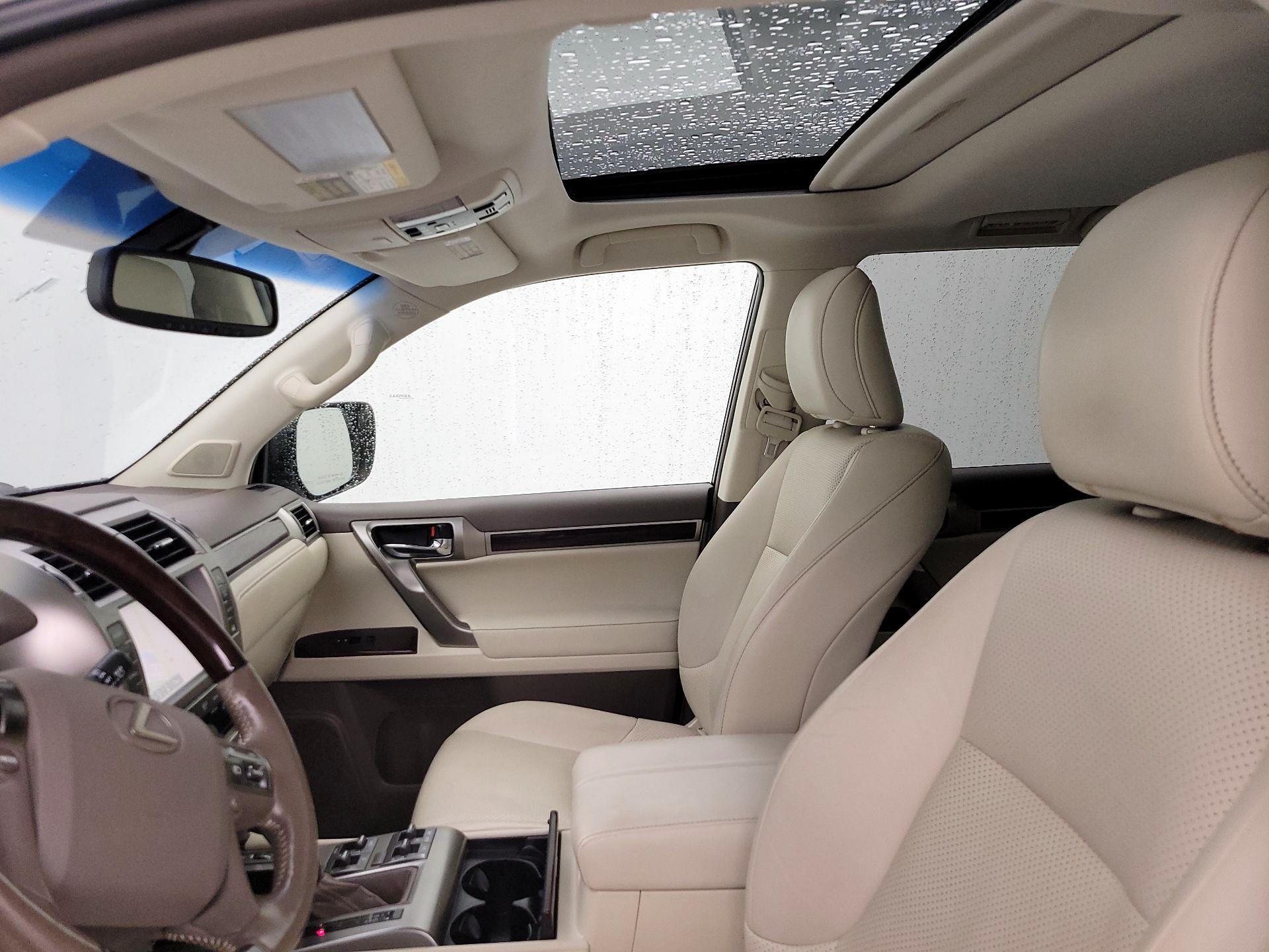 Thumbnail: 2017 Lexus GX - 19