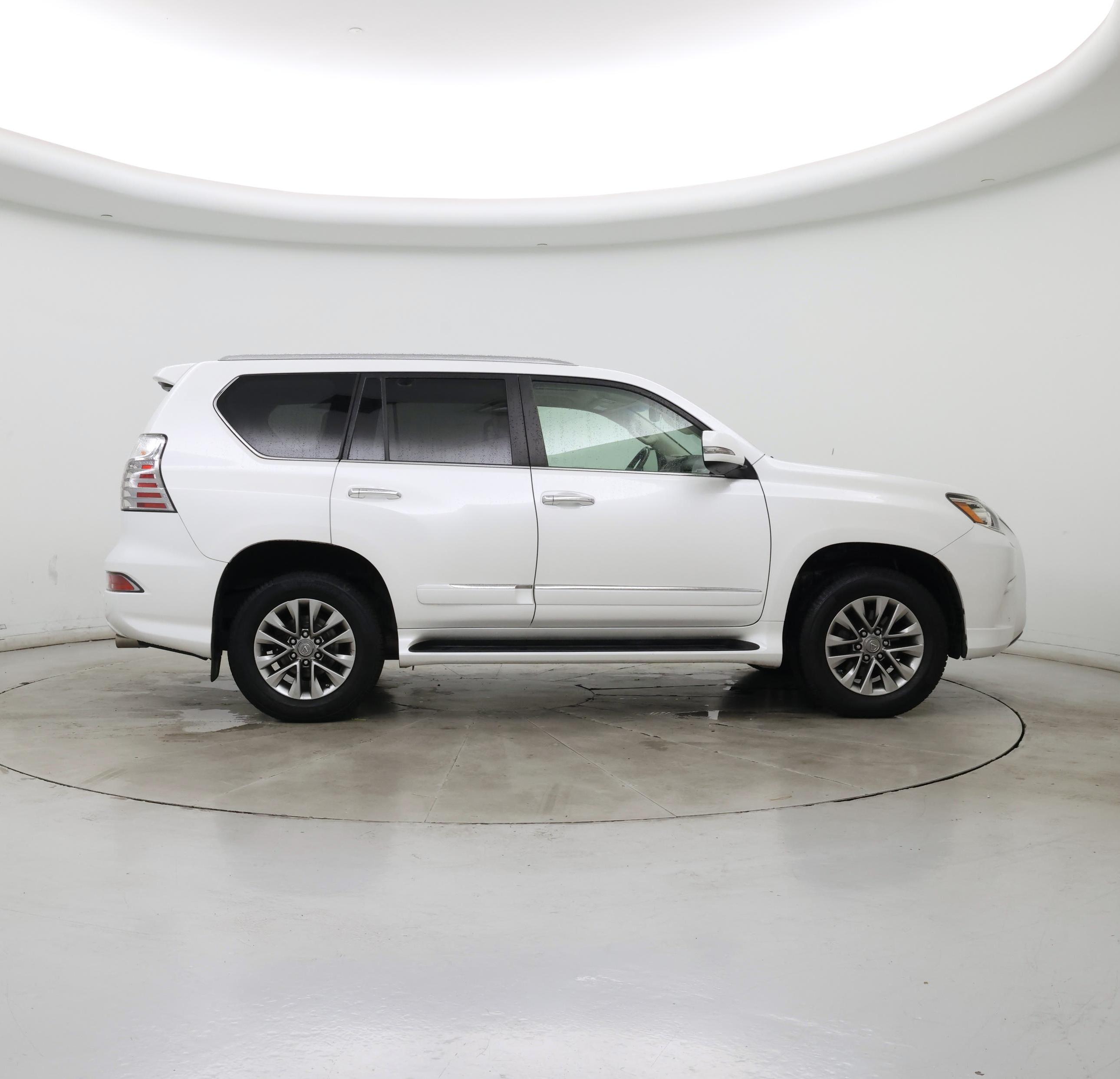 Thumbnail: 2017 Lexus GX - 7