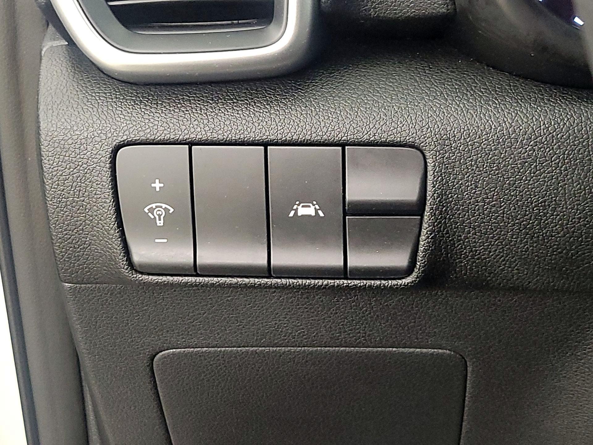 Thumbnail: 2022 Kia Sportage - 13