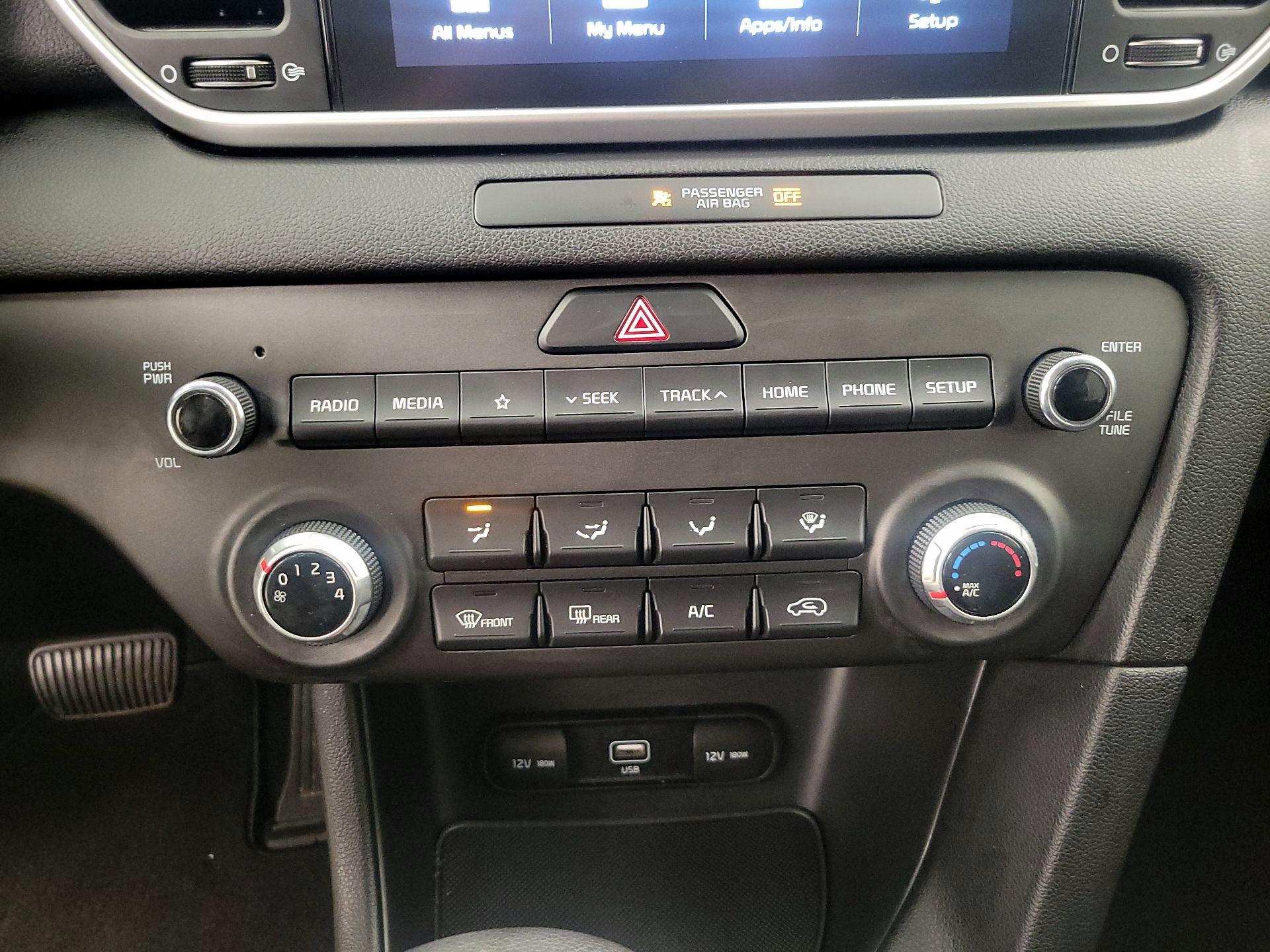 Thumbnail: 2022 Kia Sportage - 16