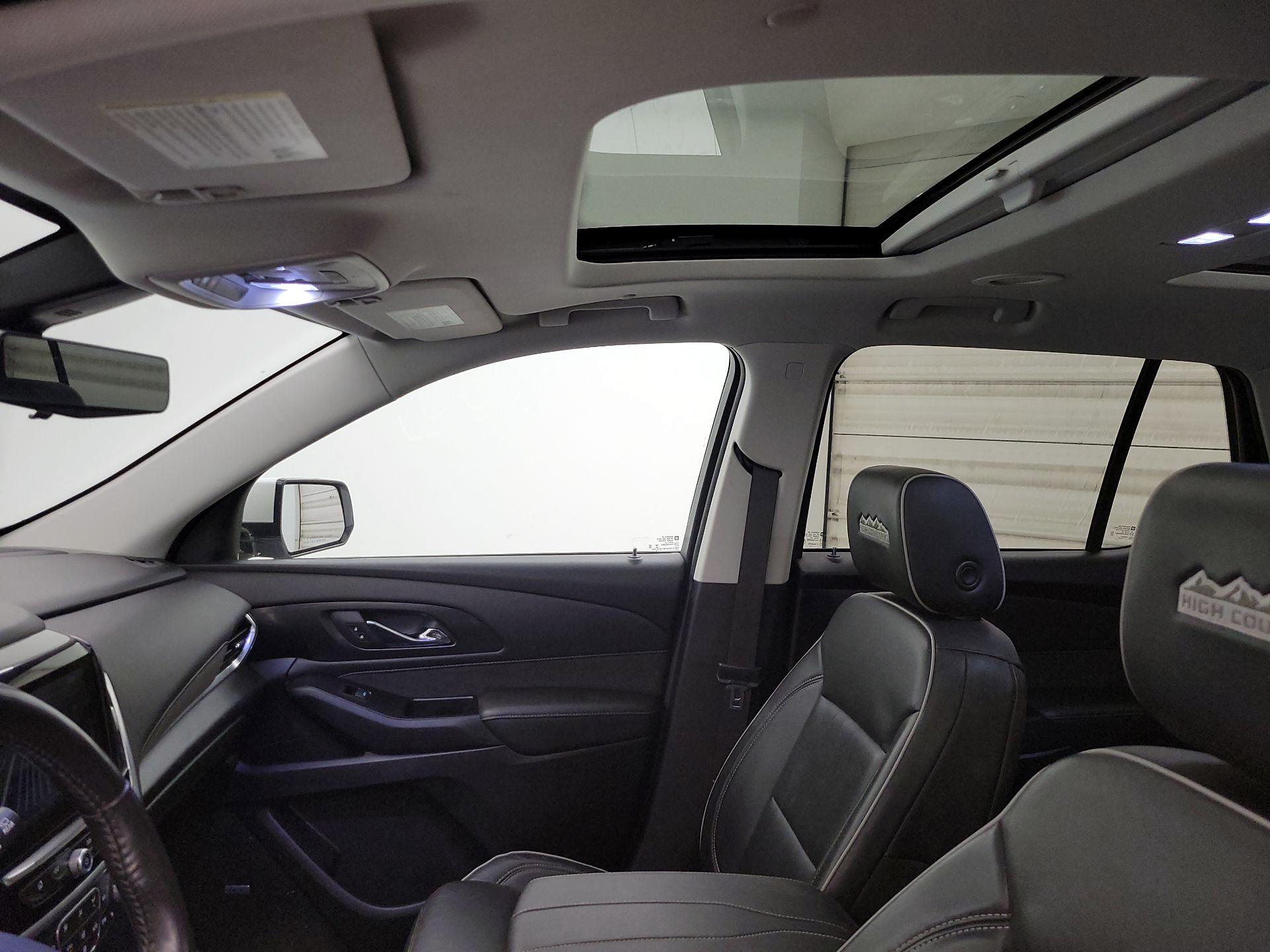 Thumbnail: 2019 Chevrolet Traverse - 20