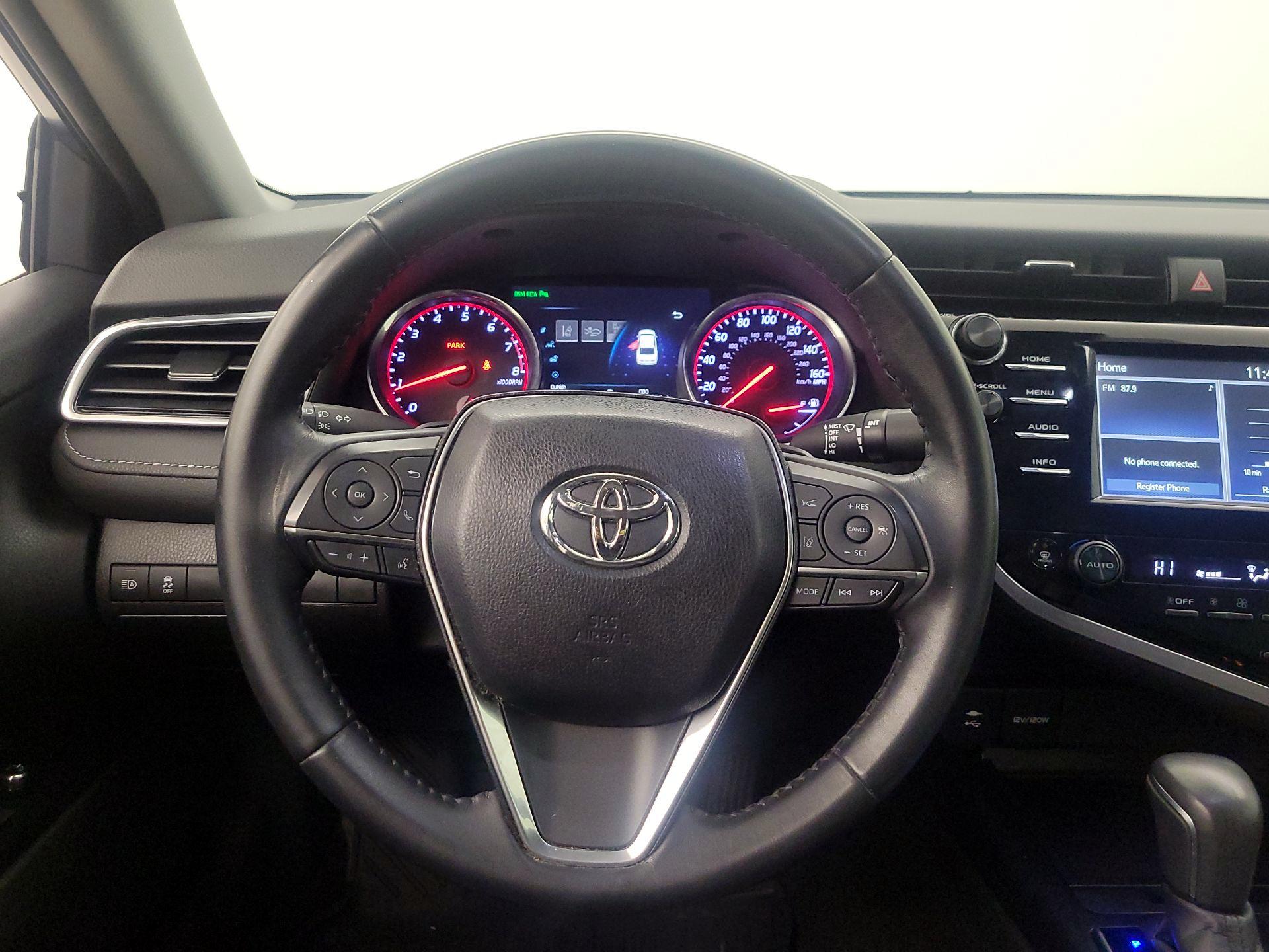 Thumbnail: 2018 Toyota Camry - 10