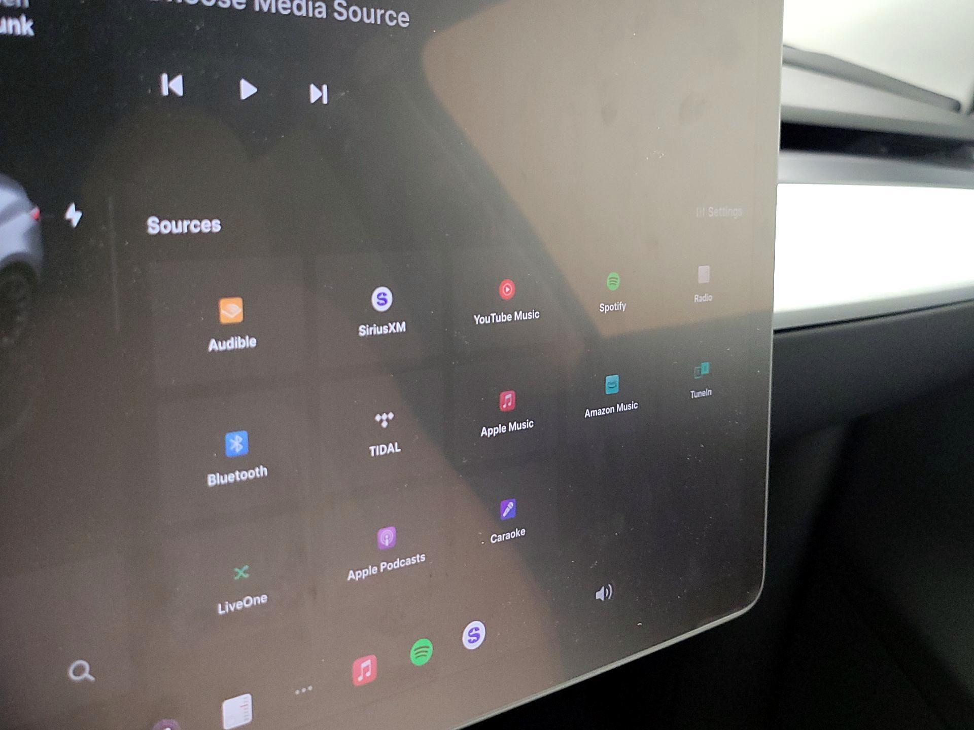 Thumbnail: 2024 Tesla Model Y - 15