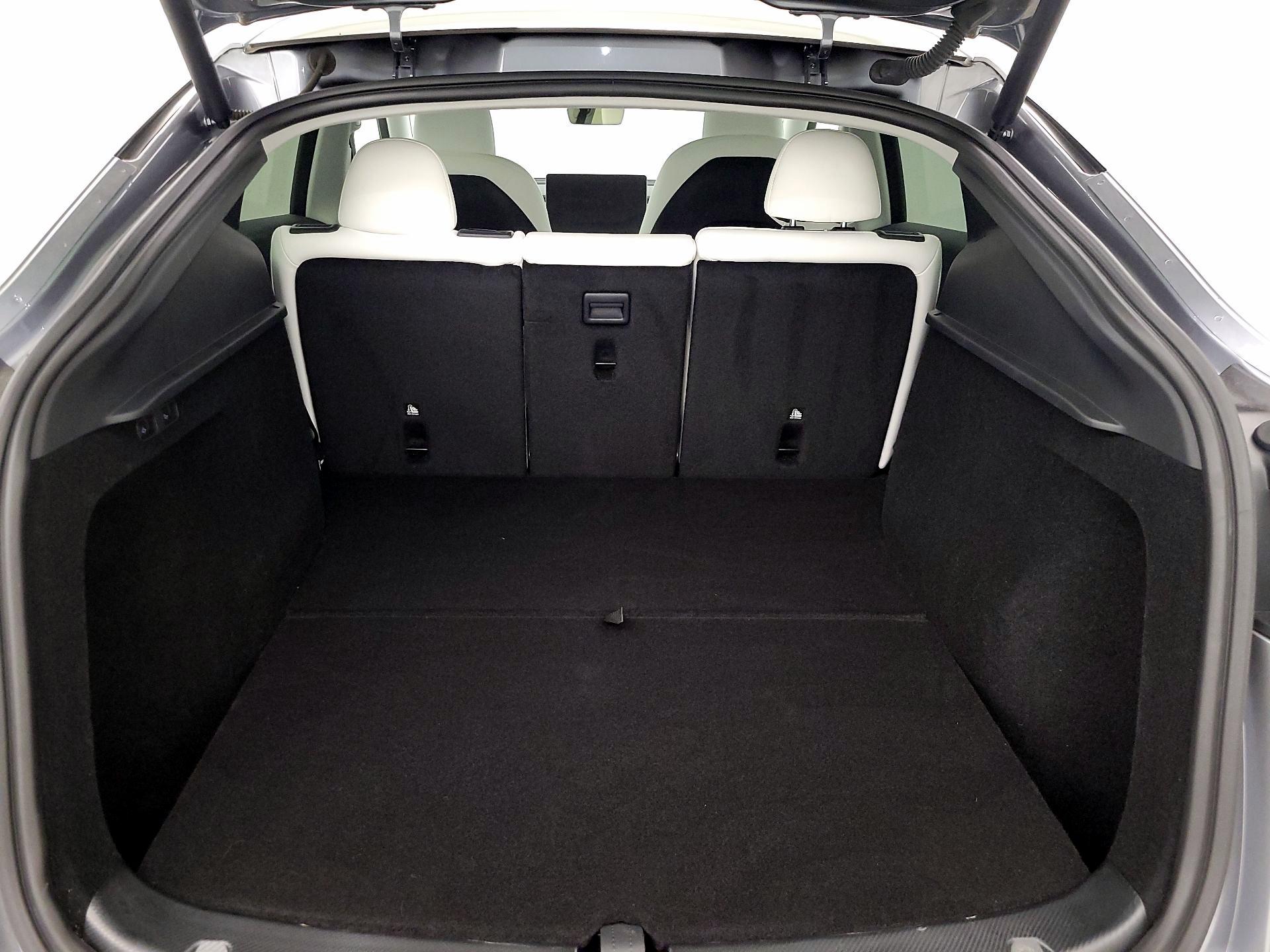 Thumbnail: 2024 Tesla Model Y - 19