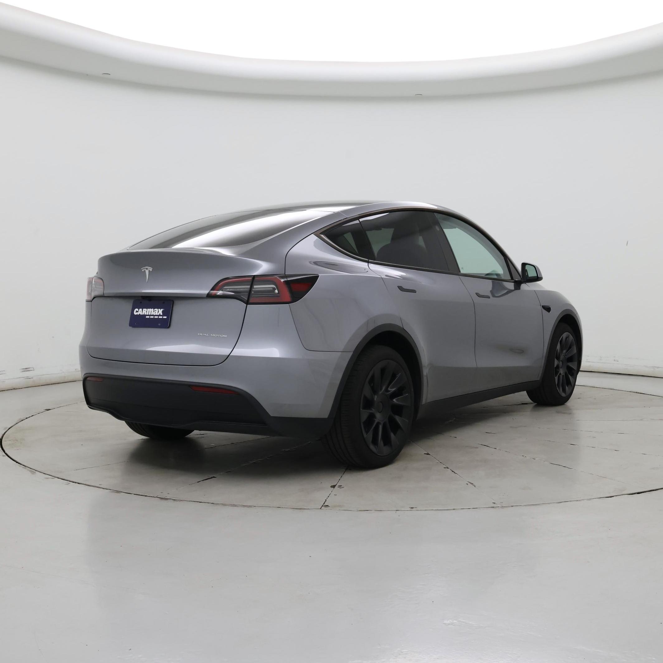 Thumbnail: 2024 Tesla Model Y - 8