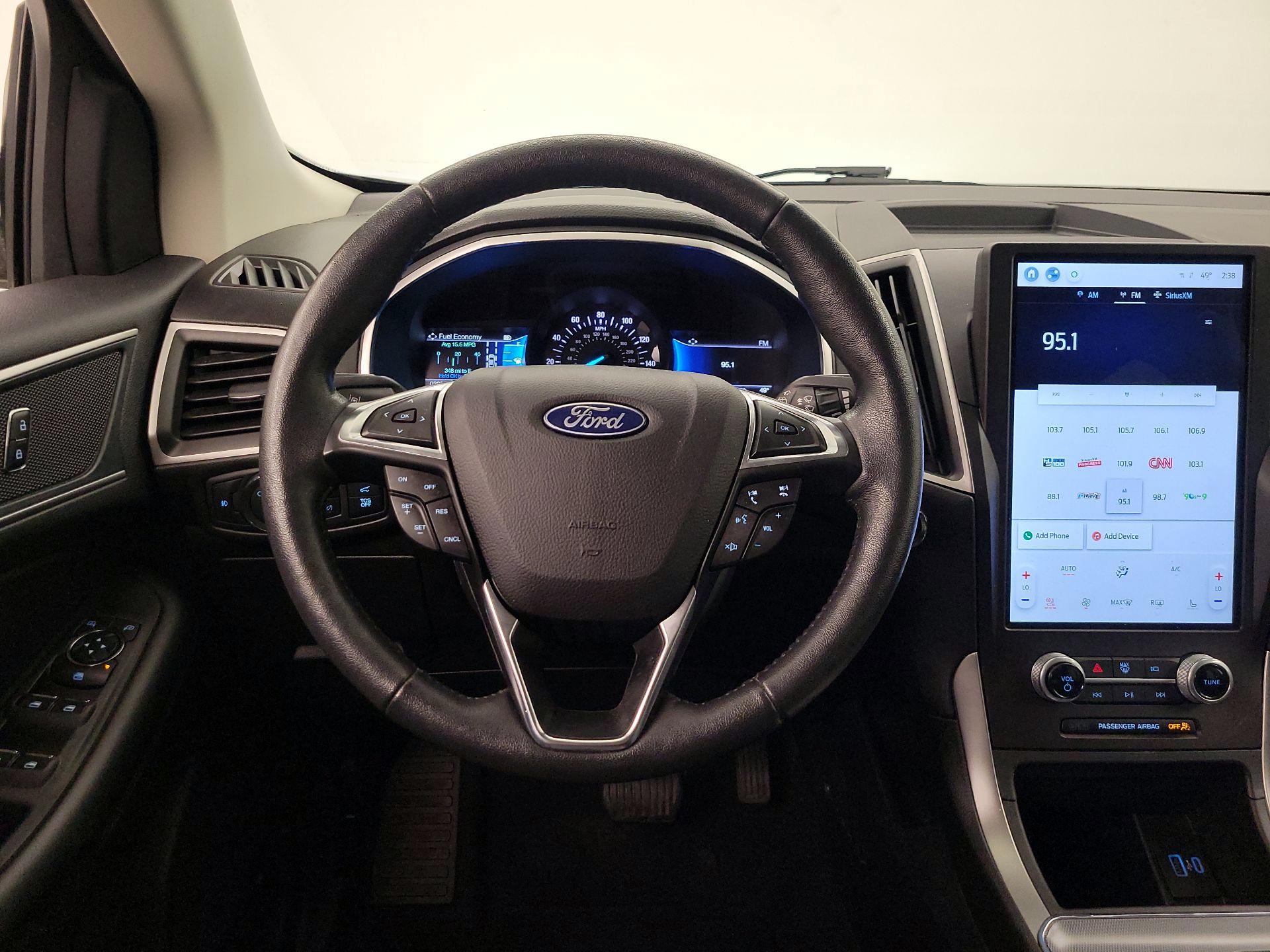 Thumbnail: 2021 Ford Edge - 10