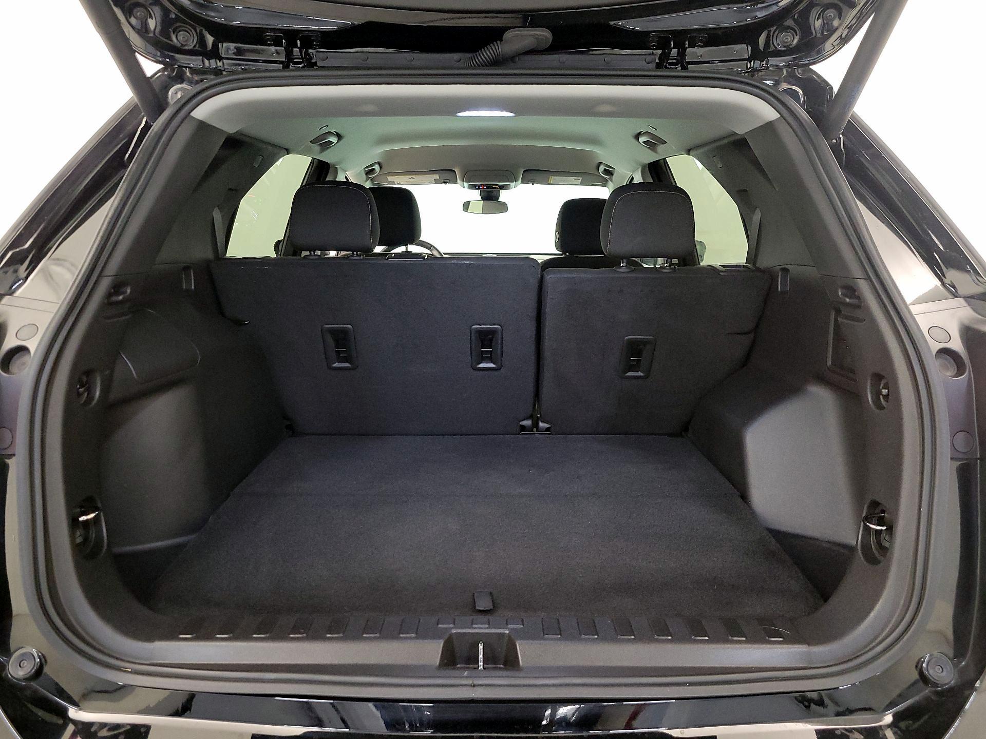 Thumbnail: 2023 Chevrolet Equinox - 20