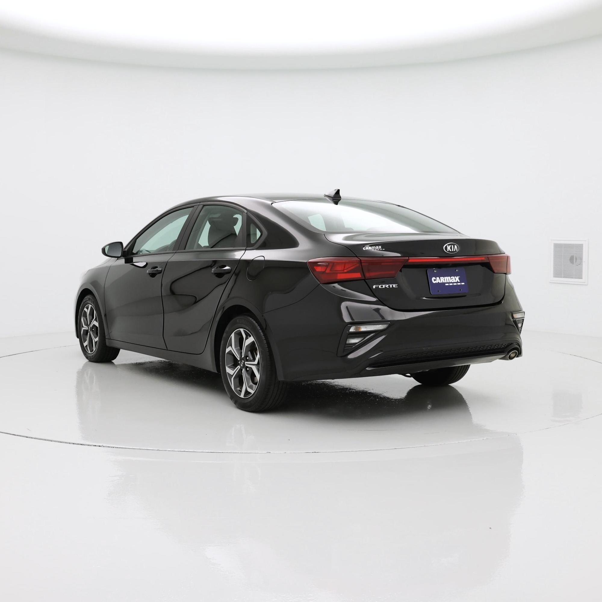 Thumbnail: 2021 Kia Forte - 2