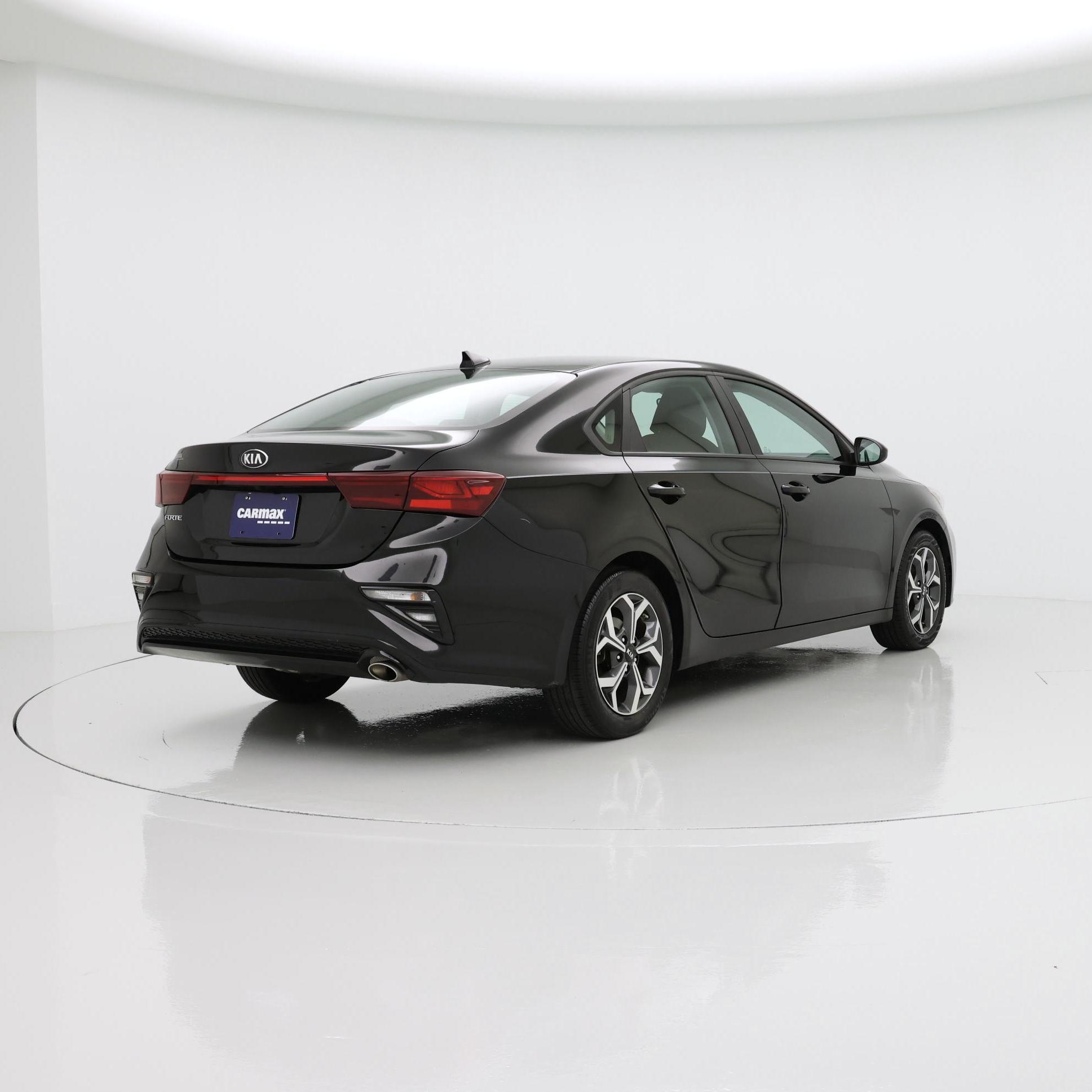 Thumbnail: 2021 Kia Forte - 8