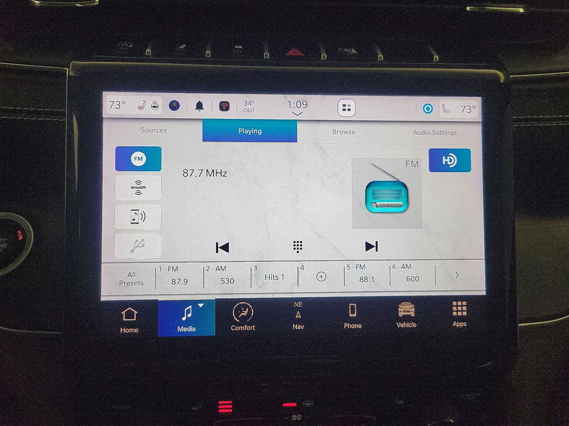 Thumbnail: 2023 Jeep Grand Cherokee - 16