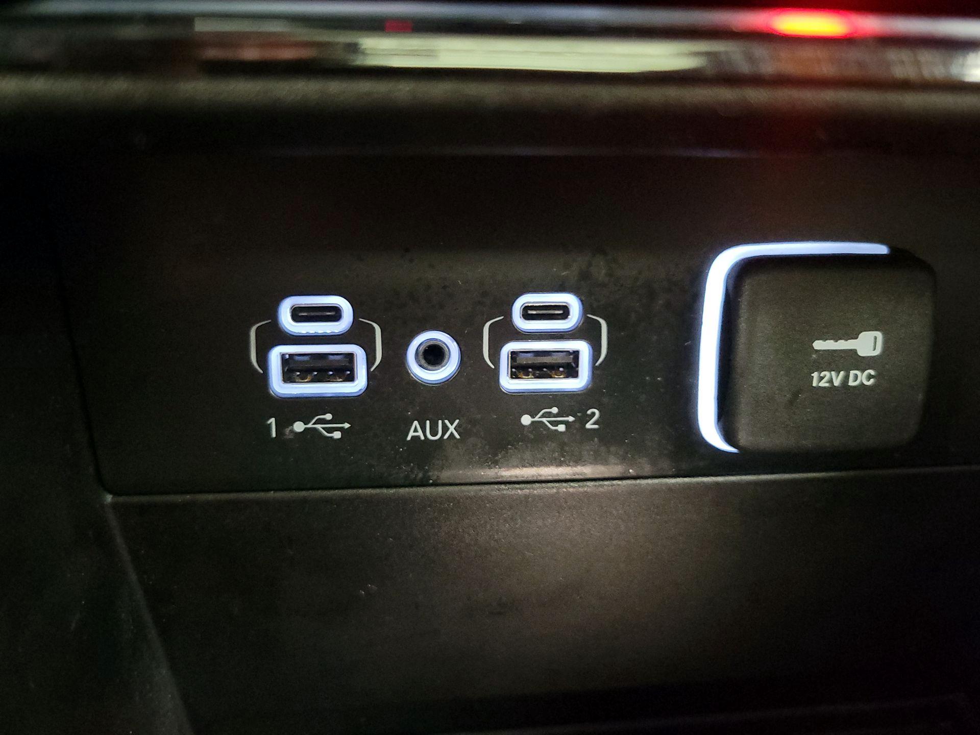 Thumbnail: 2023 Jeep Grand Cherokee - 19