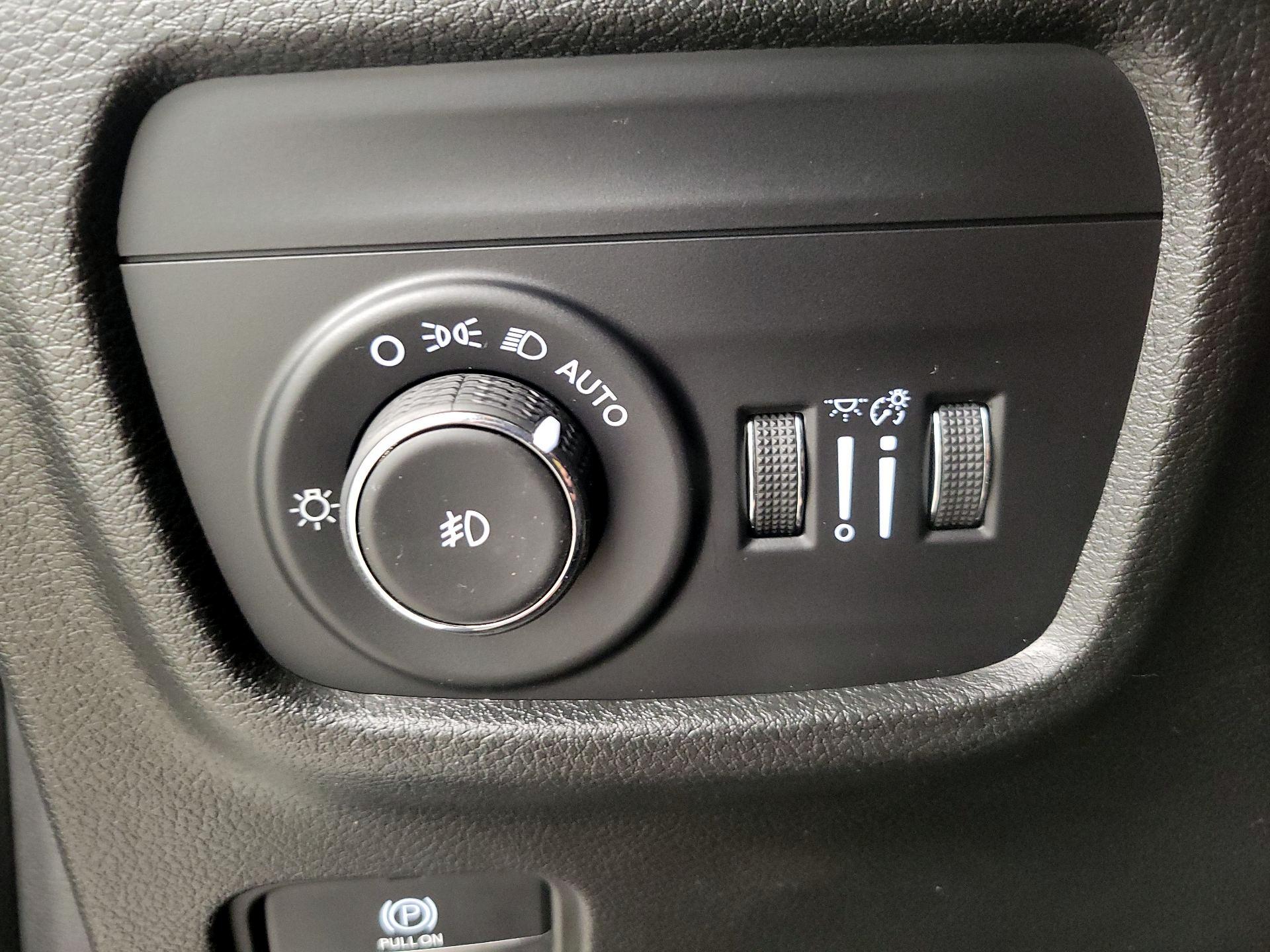 Thumbnail: 2023 Jeep Grand Cherokee - 13