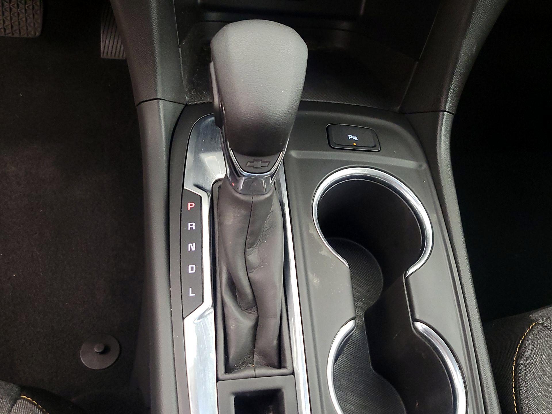 Thumbnail: 2023 Chevrolet Equinox - 17