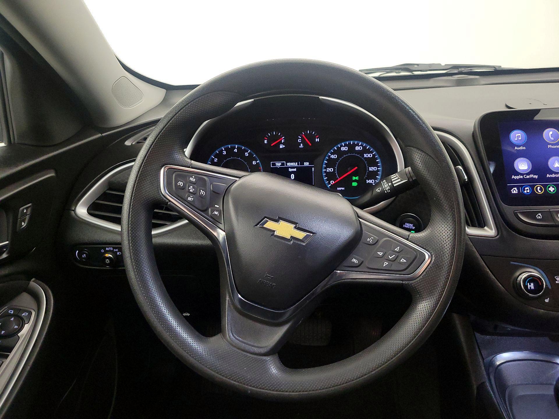 Thumbnail: 2023 Chevrolet Malibu - 10