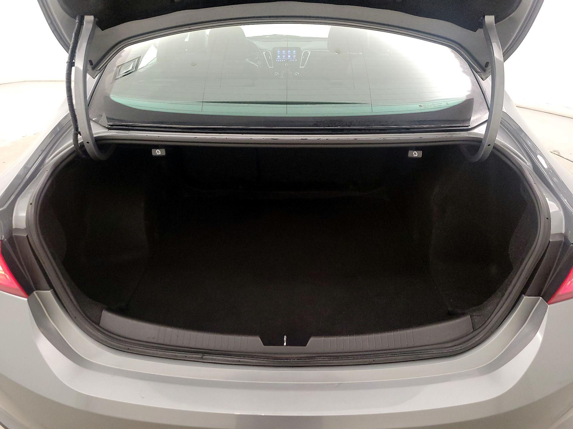 Thumbnail: 2023 Chevrolet Malibu - 20