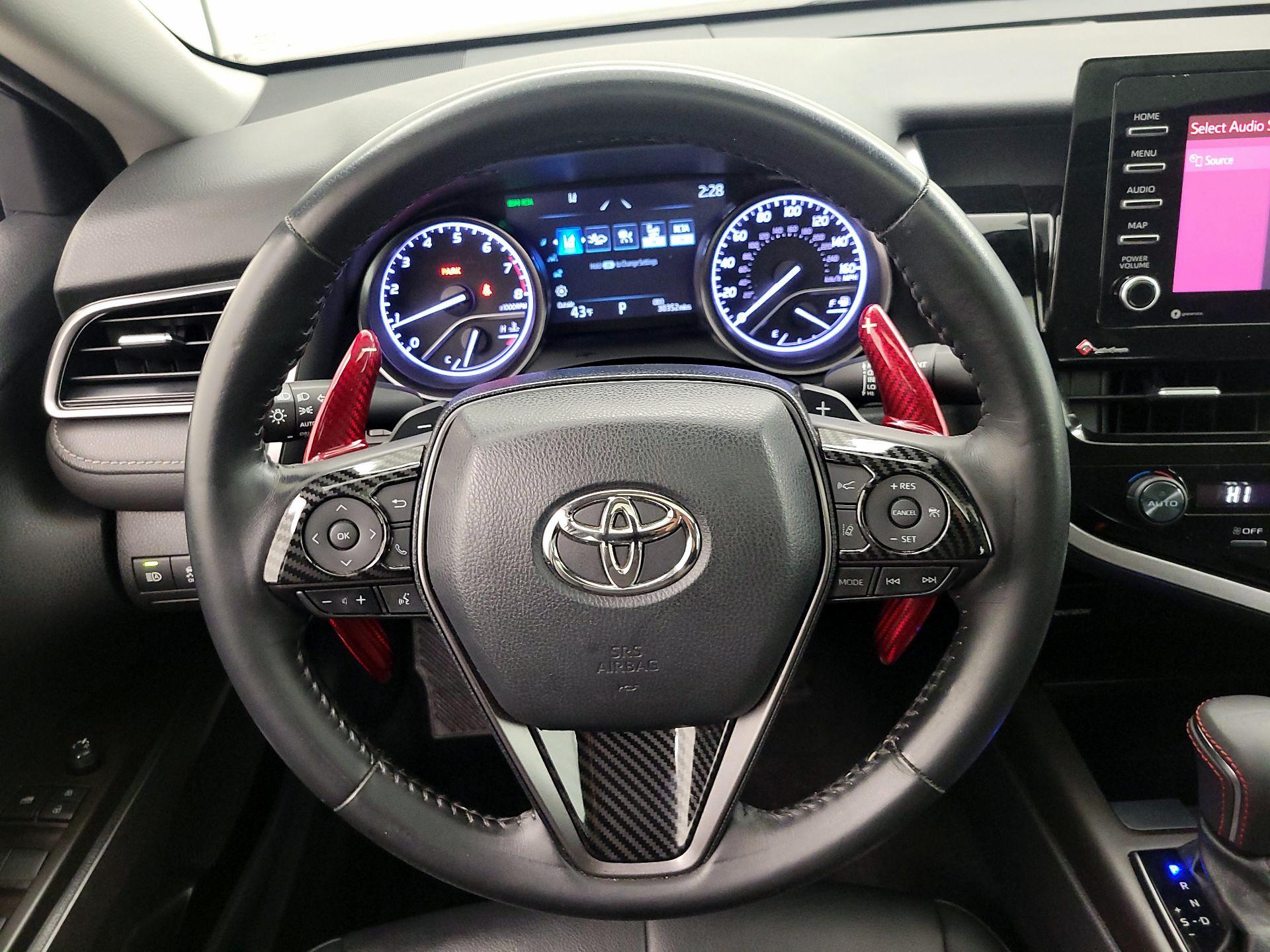 Thumbnail: 2021 Toyota Camry - 10