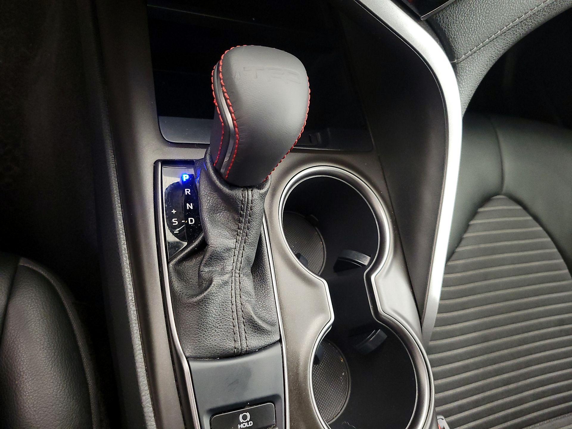 Thumbnail: 2021 Toyota Camry - 17