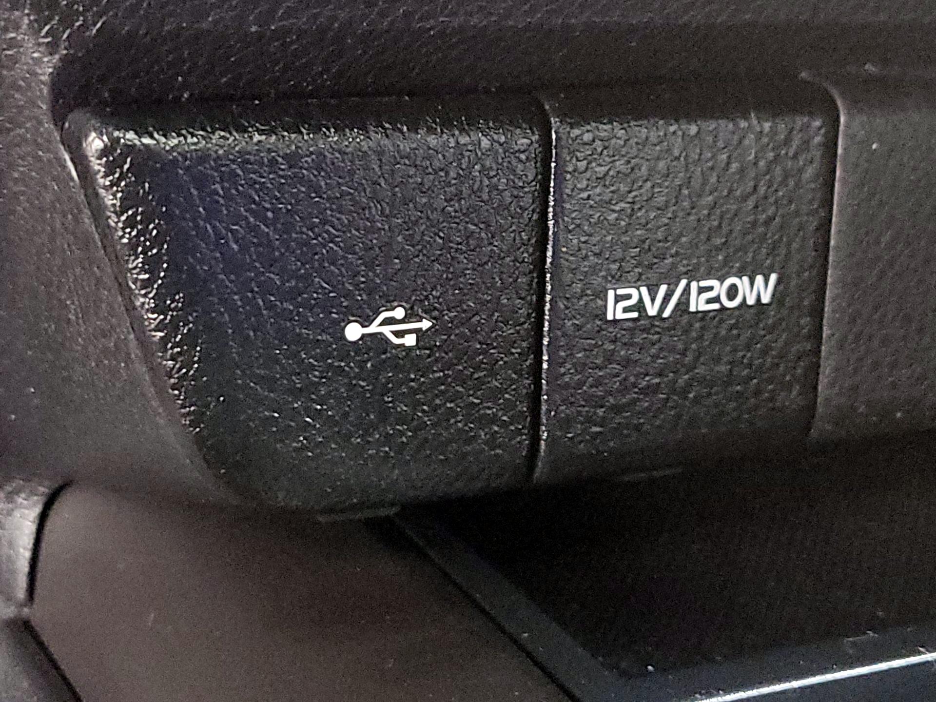 Thumbnail: 2021 Toyota Camry - 18