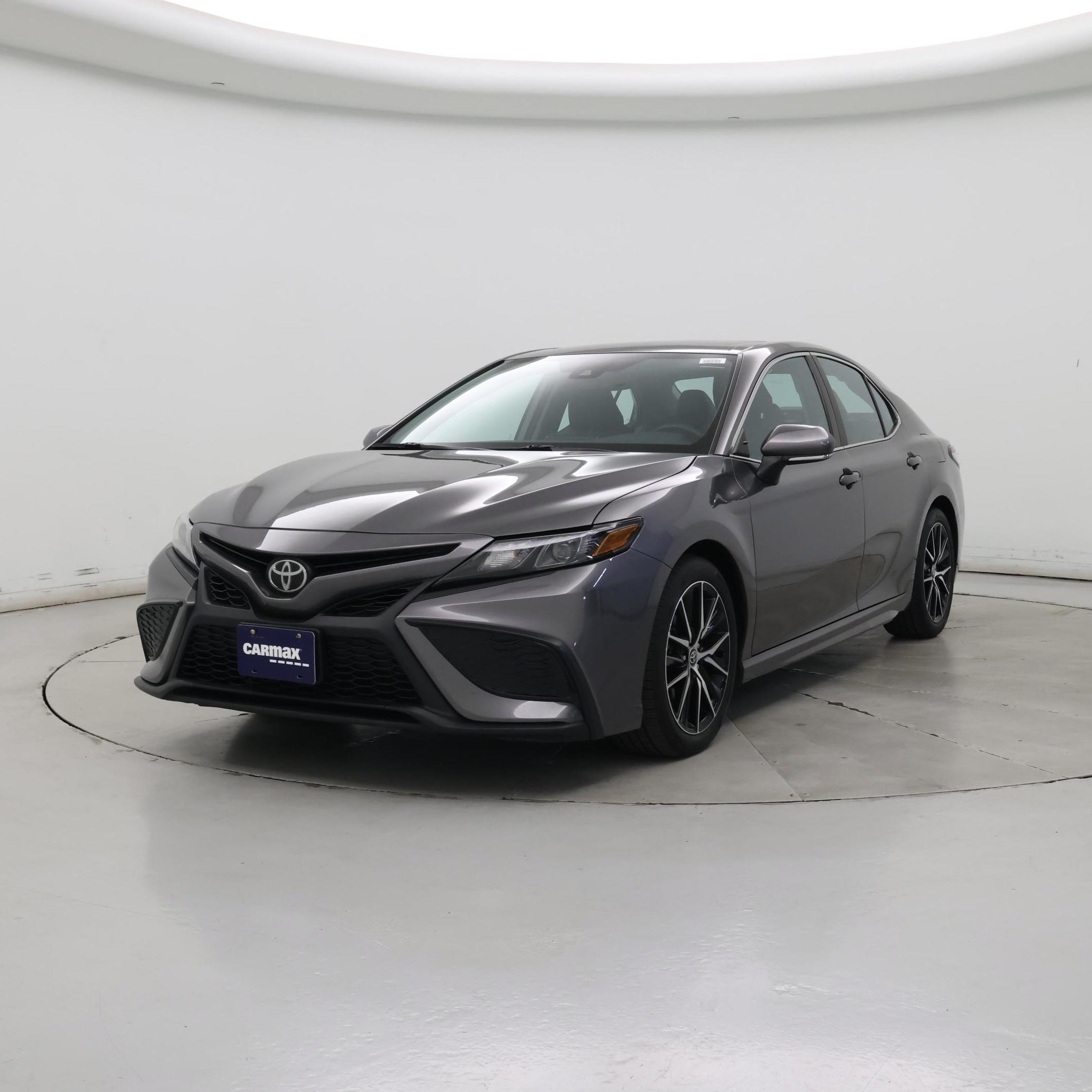 Thumbnail: 2021 Toyota Camry - 4