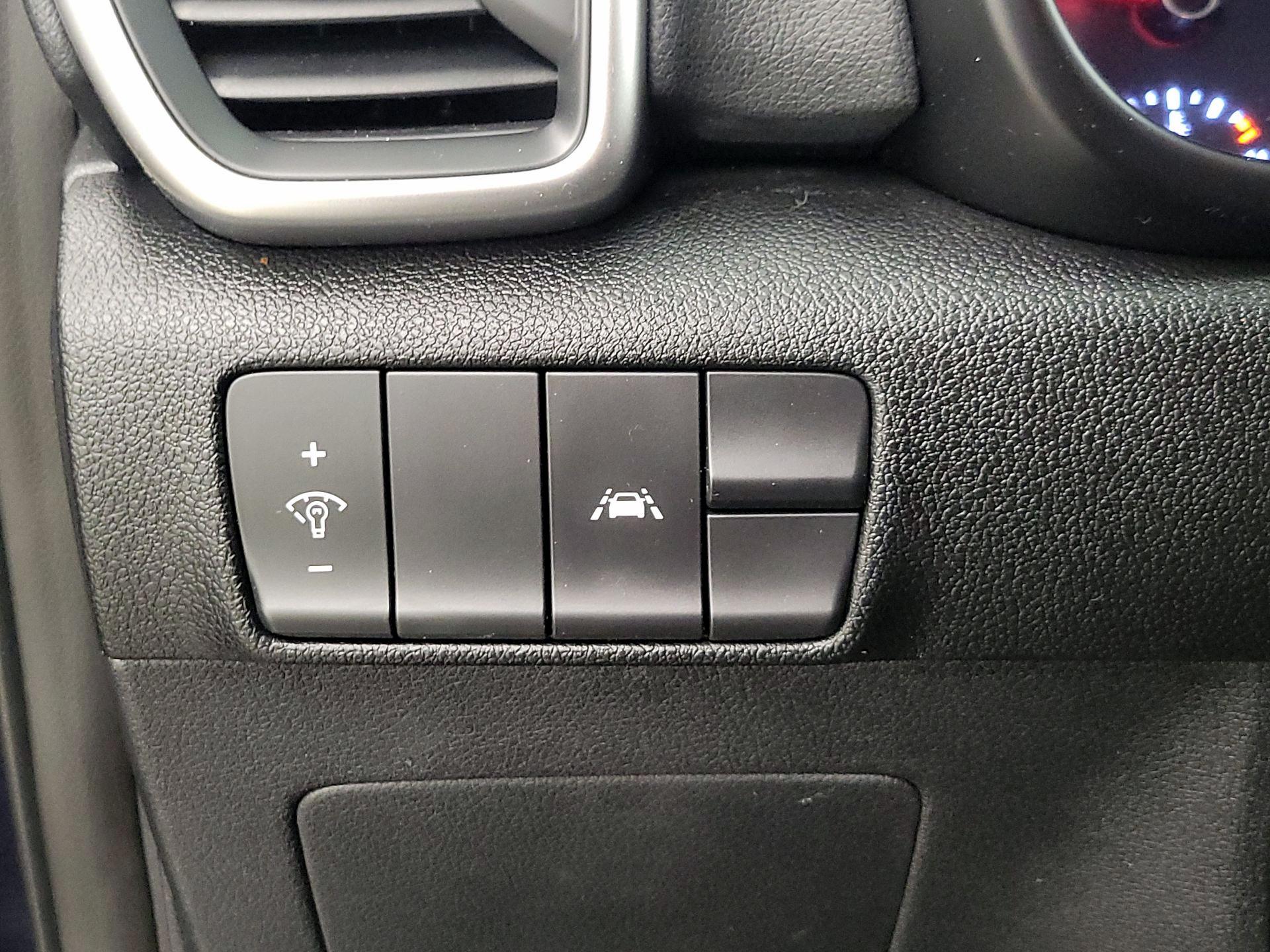 Thumbnail: 2022 Kia Sportage - 13