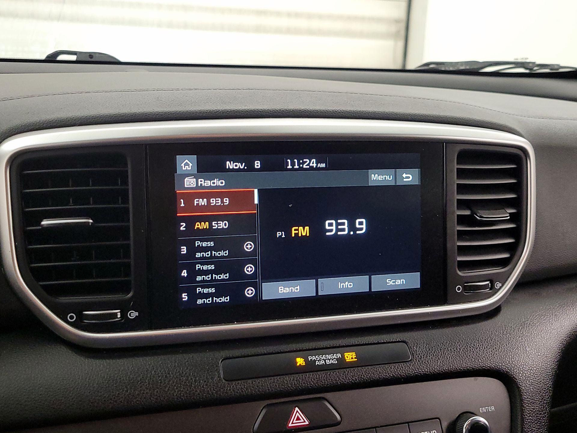 Thumbnail: 2022 Kia Sportage - 15