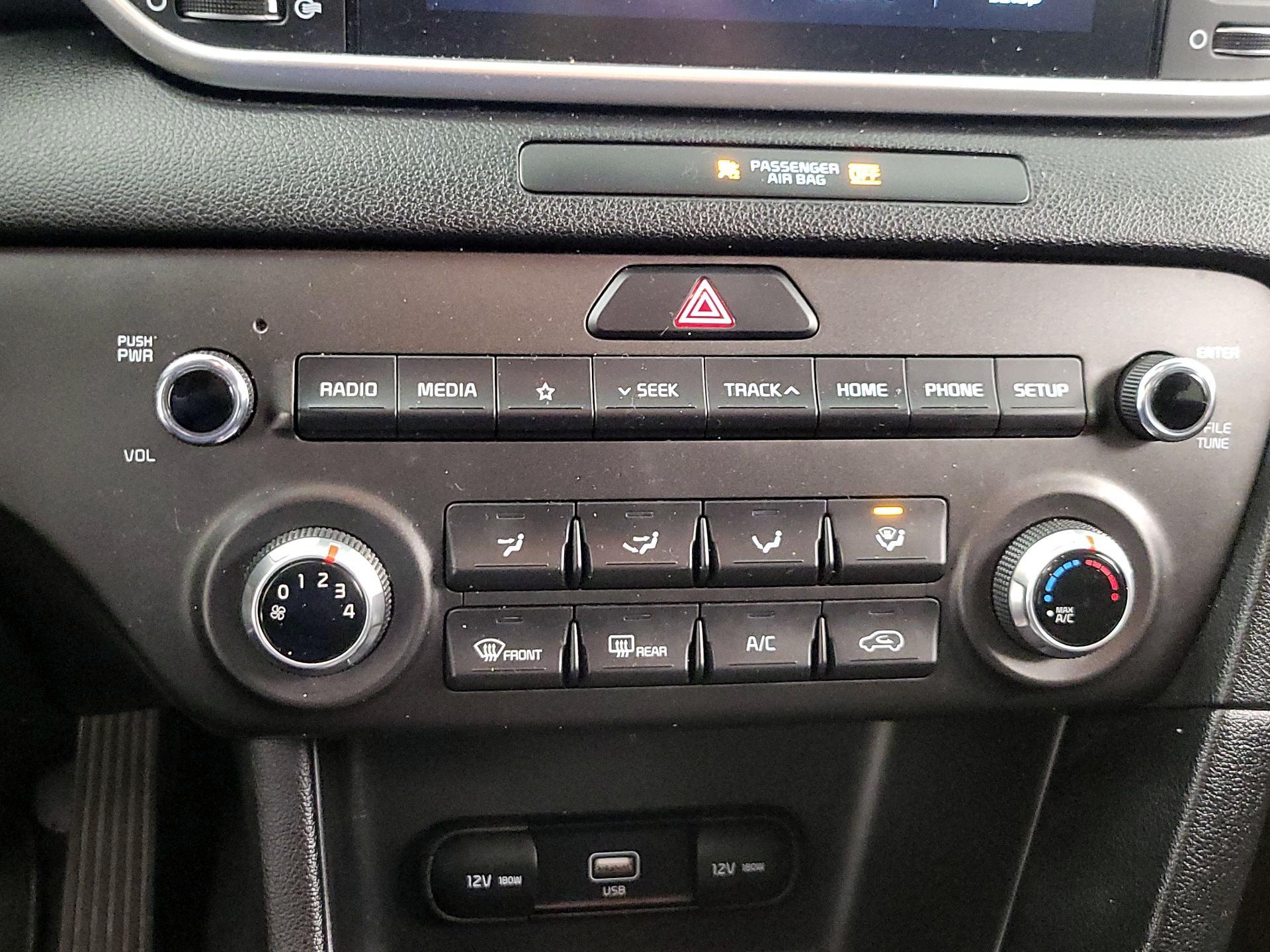 Thumbnail: 2022 Kia Sportage - 16