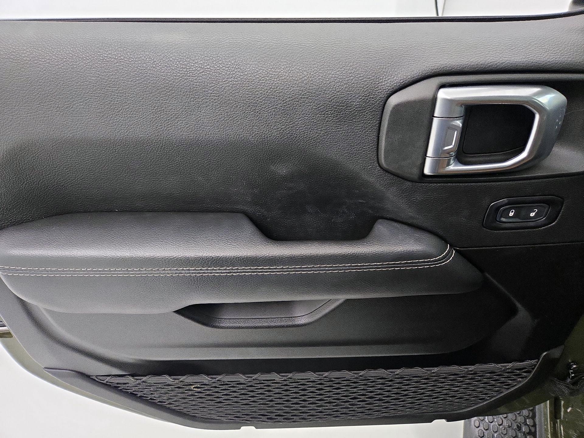 Thumbnail: 2022 Jeep Wrangler - 12