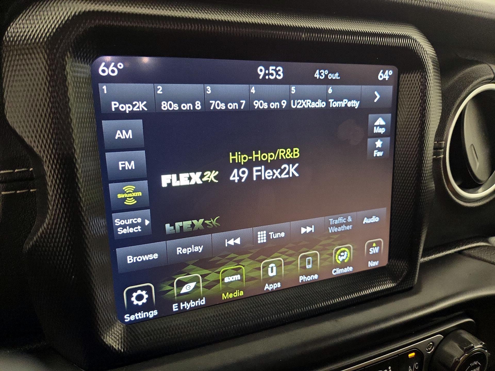 Thumbnail: 2022 Jeep Wrangler - 16