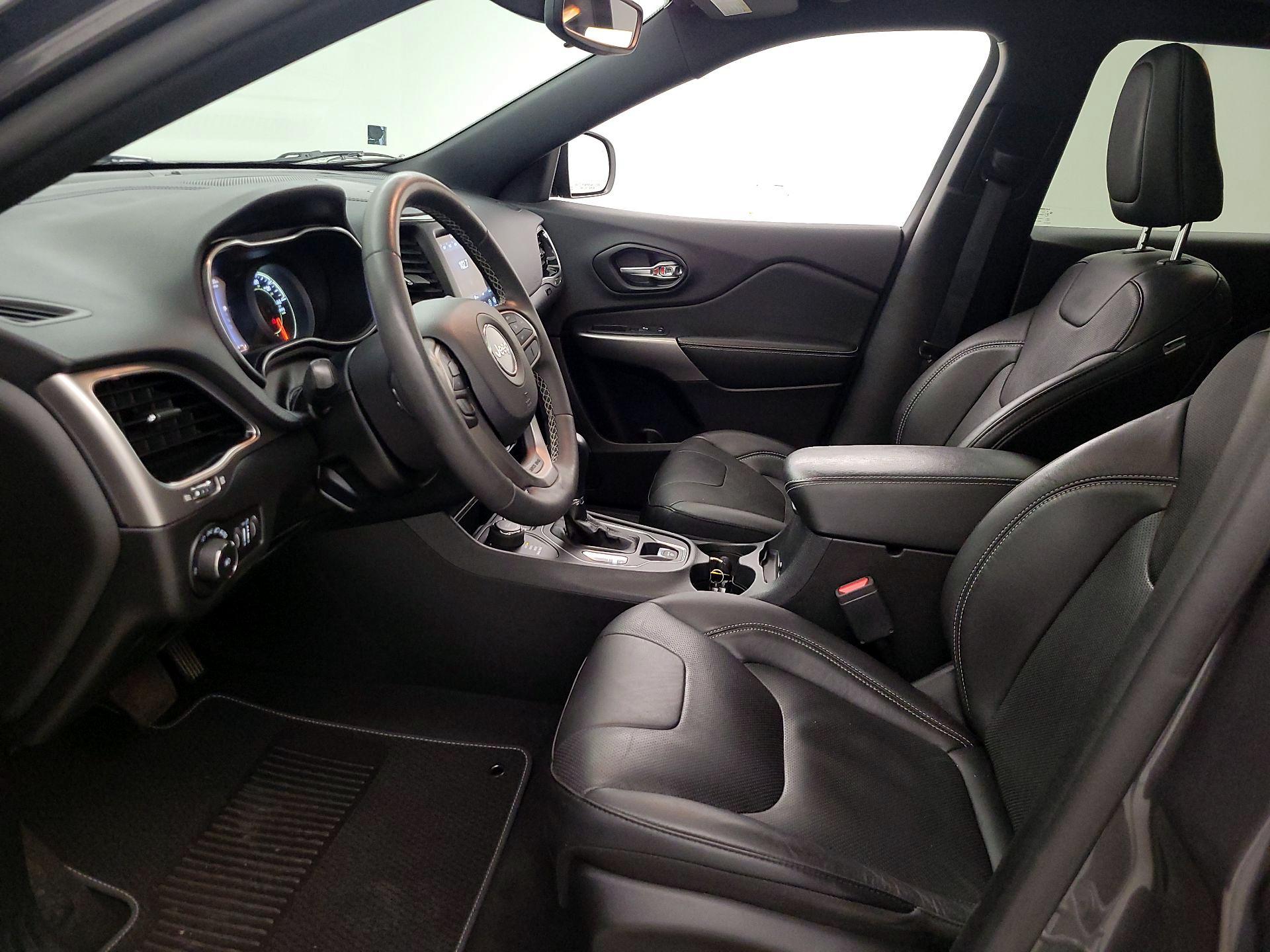 Thumbnail: 2021 Jeep Cherokee - 11