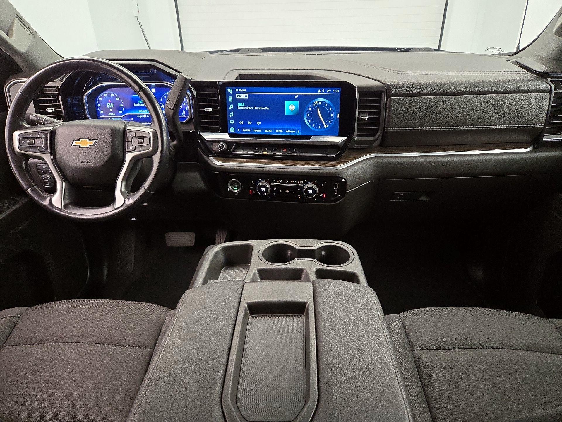 Thumbnail: 2022 Chevrolet Silverado 1500 - 9