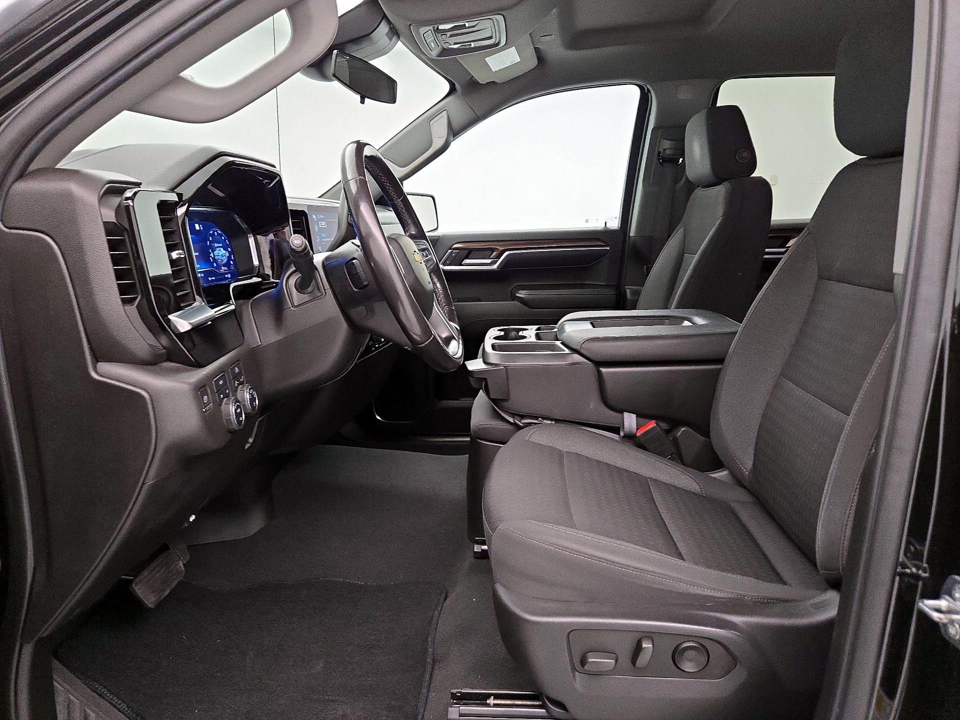 Thumbnail: 2022 Chevrolet Silverado 1500 - 11