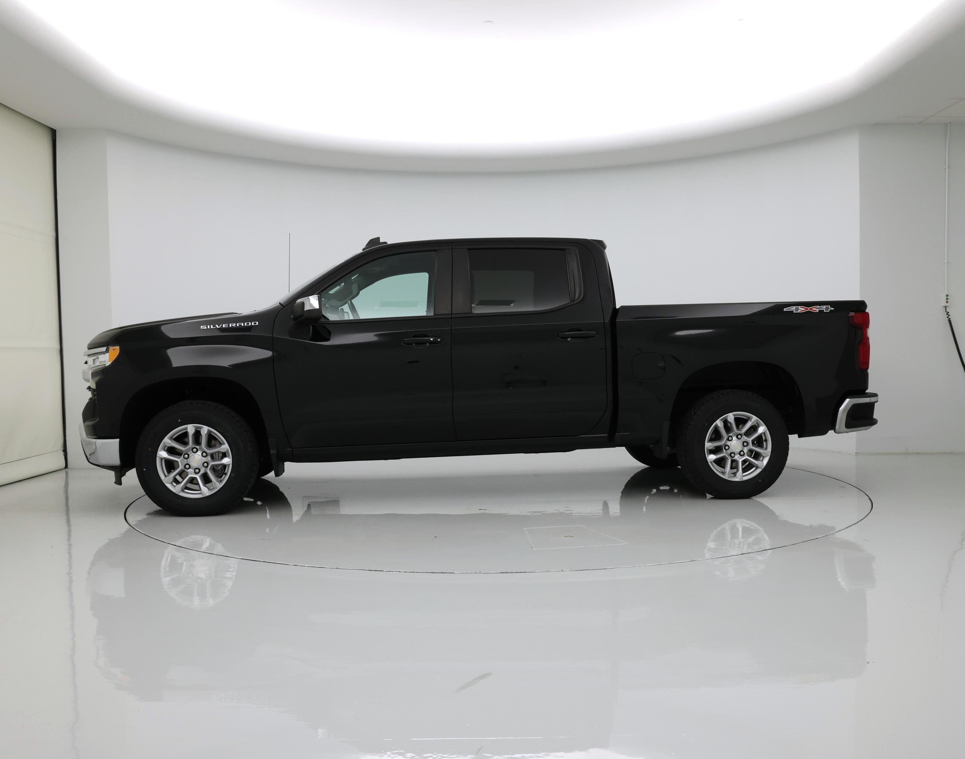 Thumbnail: 2022 Chevrolet Silverado 1500 - 3