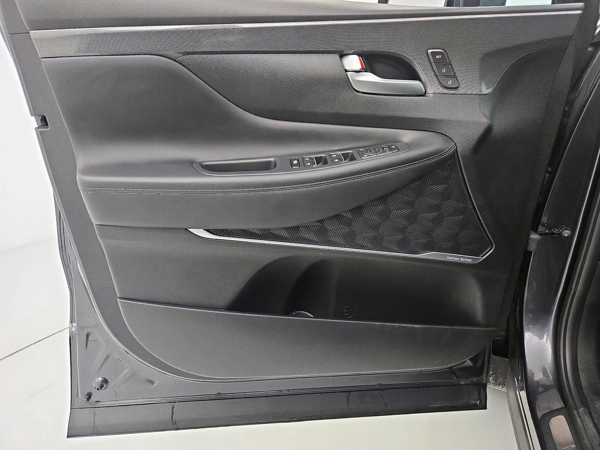 Thumbnail: 2023 Hyundai Santa Fe - 12