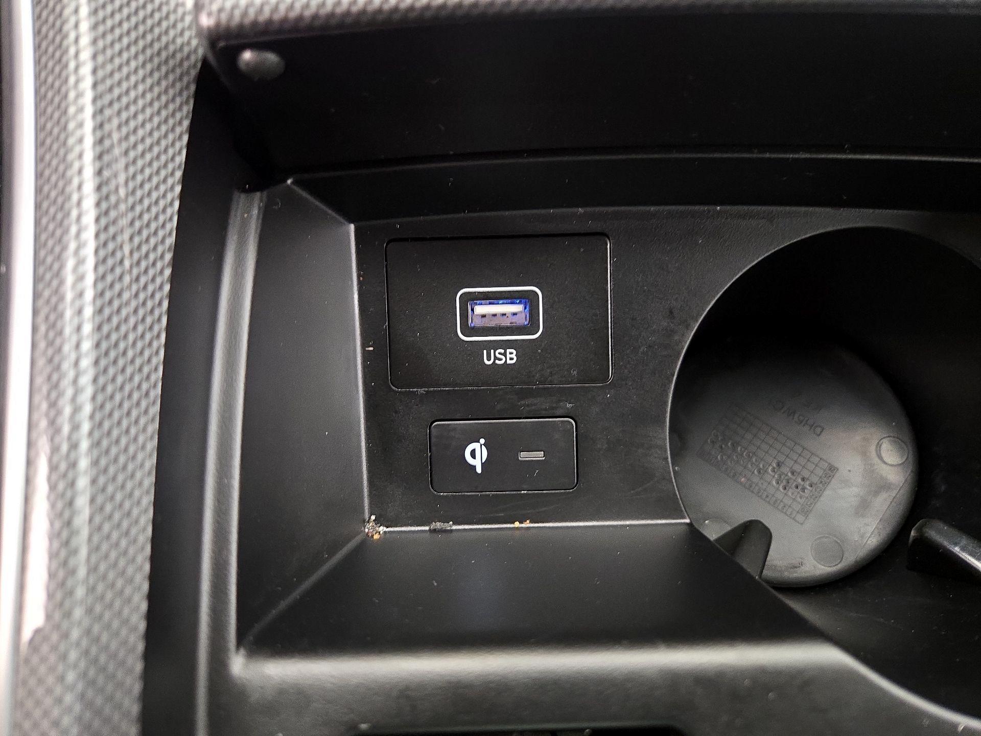 Thumbnail: 2023 Hyundai Santa Fe - 19