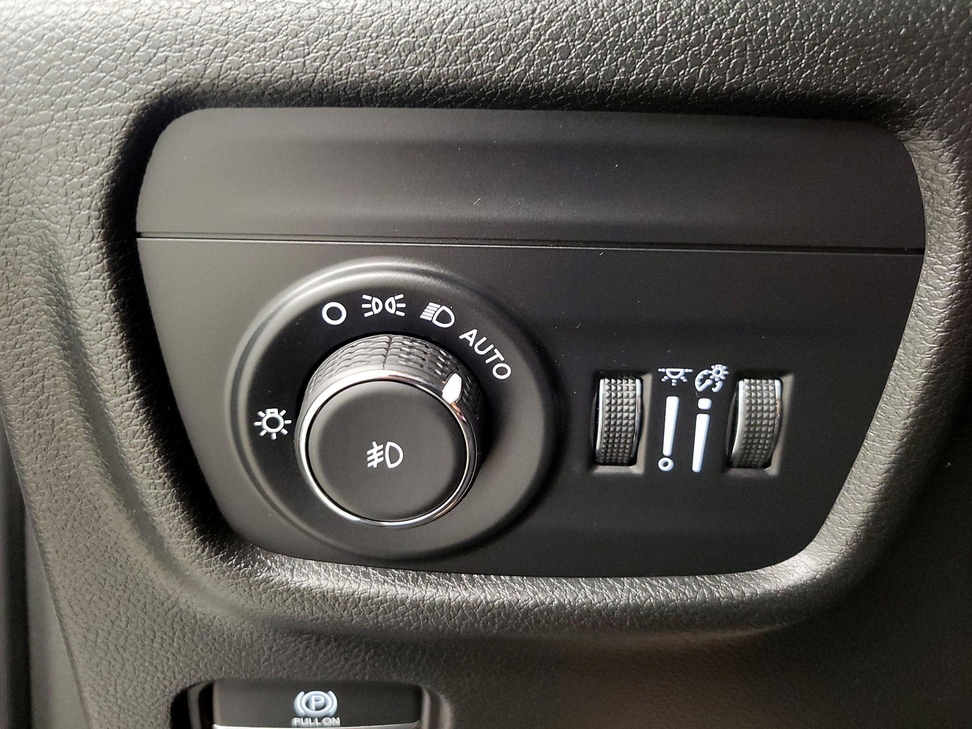 Thumbnail: 2023 Jeep Grand Cherokee - 13