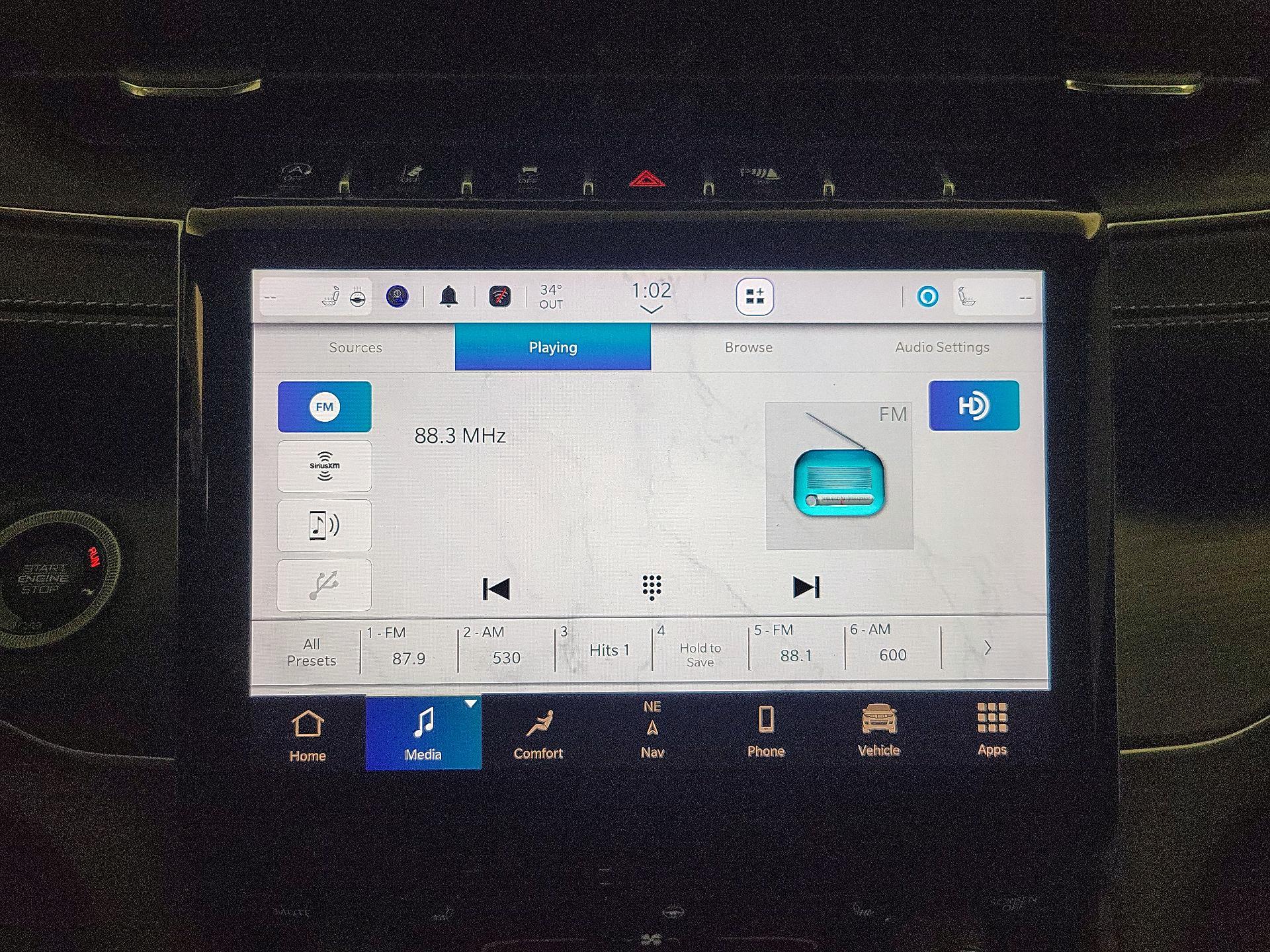 Thumbnail: 2023 Jeep Grand Cherokee - 16