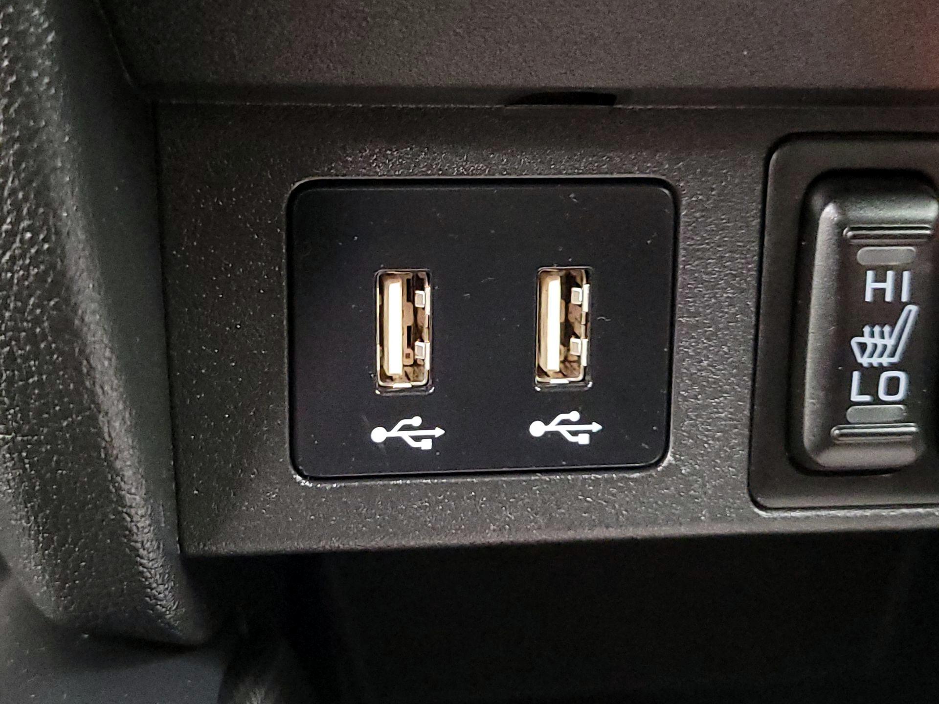 Thumbnail: 2023 Mitsubishi Outlander Sport - 18