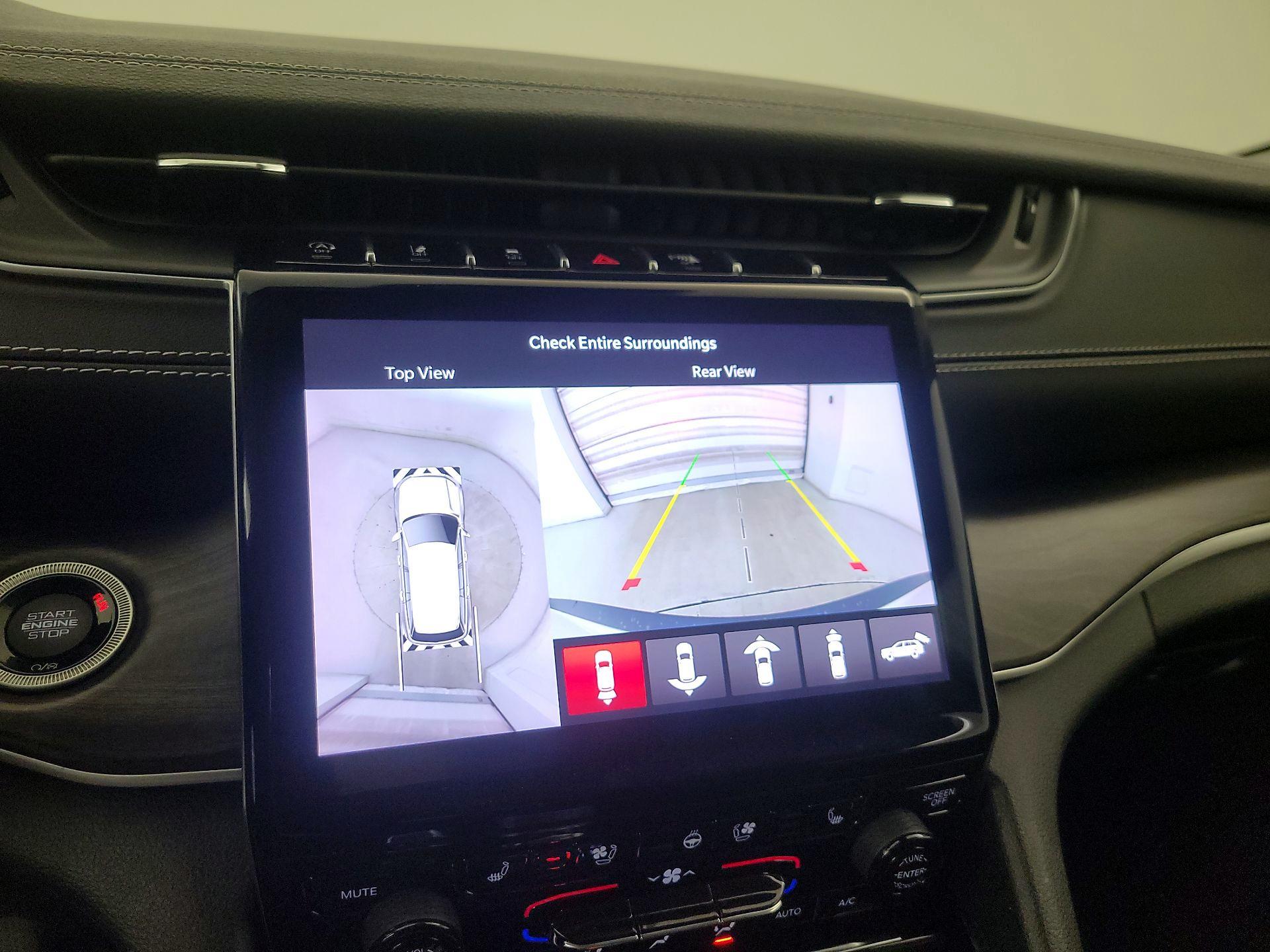 Thumbnail: 2023 Jeep Grand Cherokee - 15