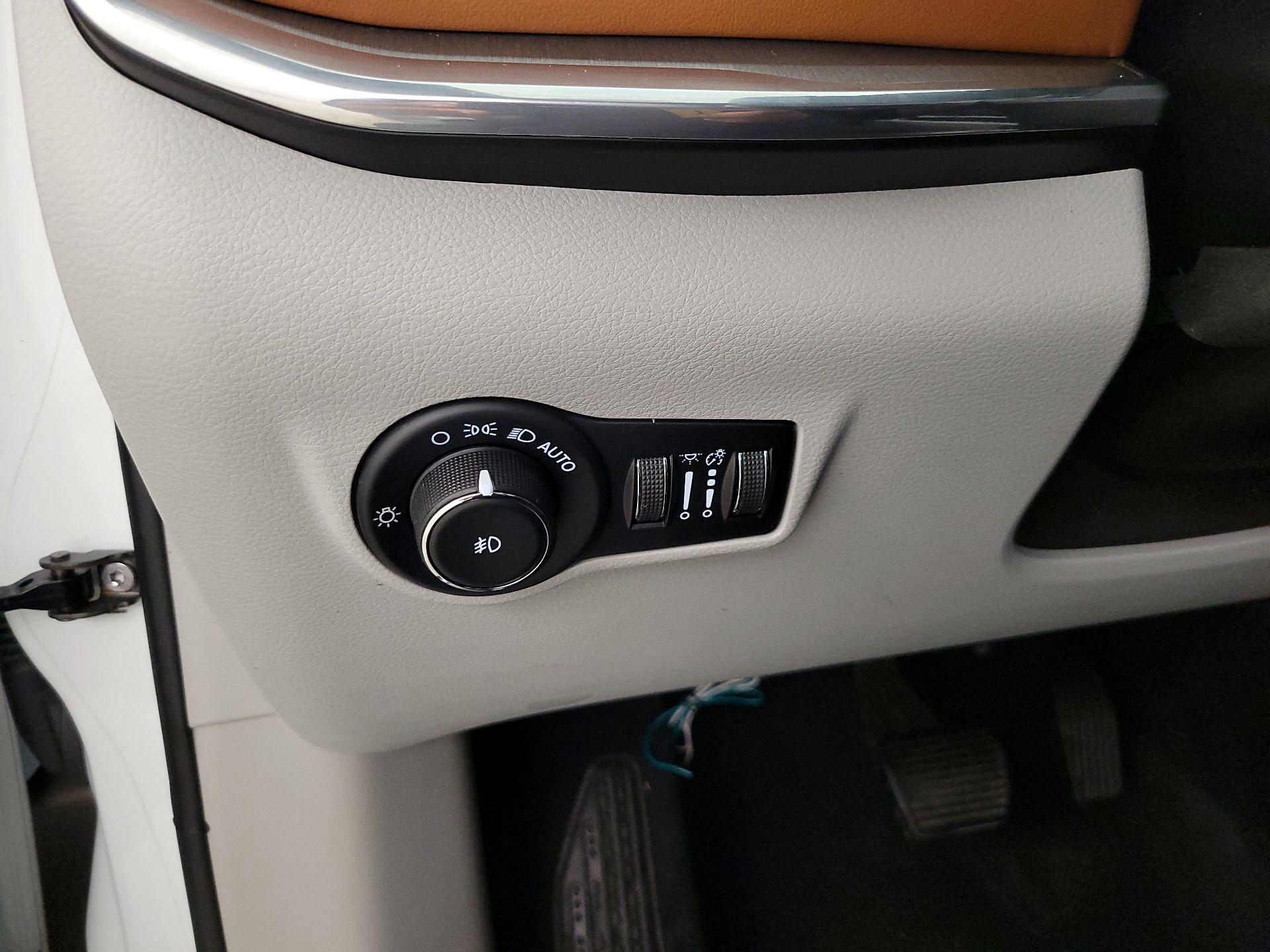 Thumbnail: 2023 Jeep Compass - 13