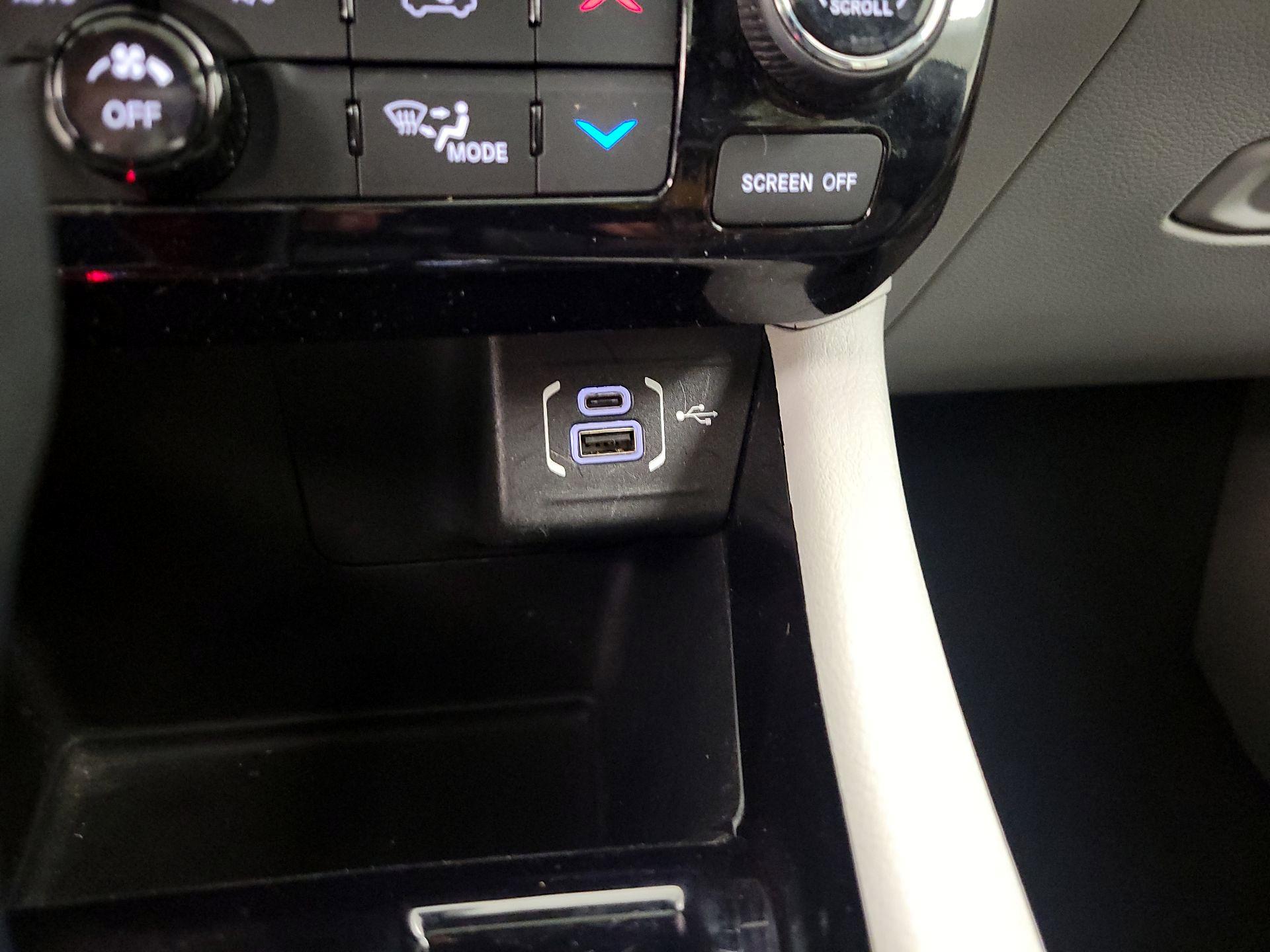 Thumbnail: 2023 Jeep Compass - 19