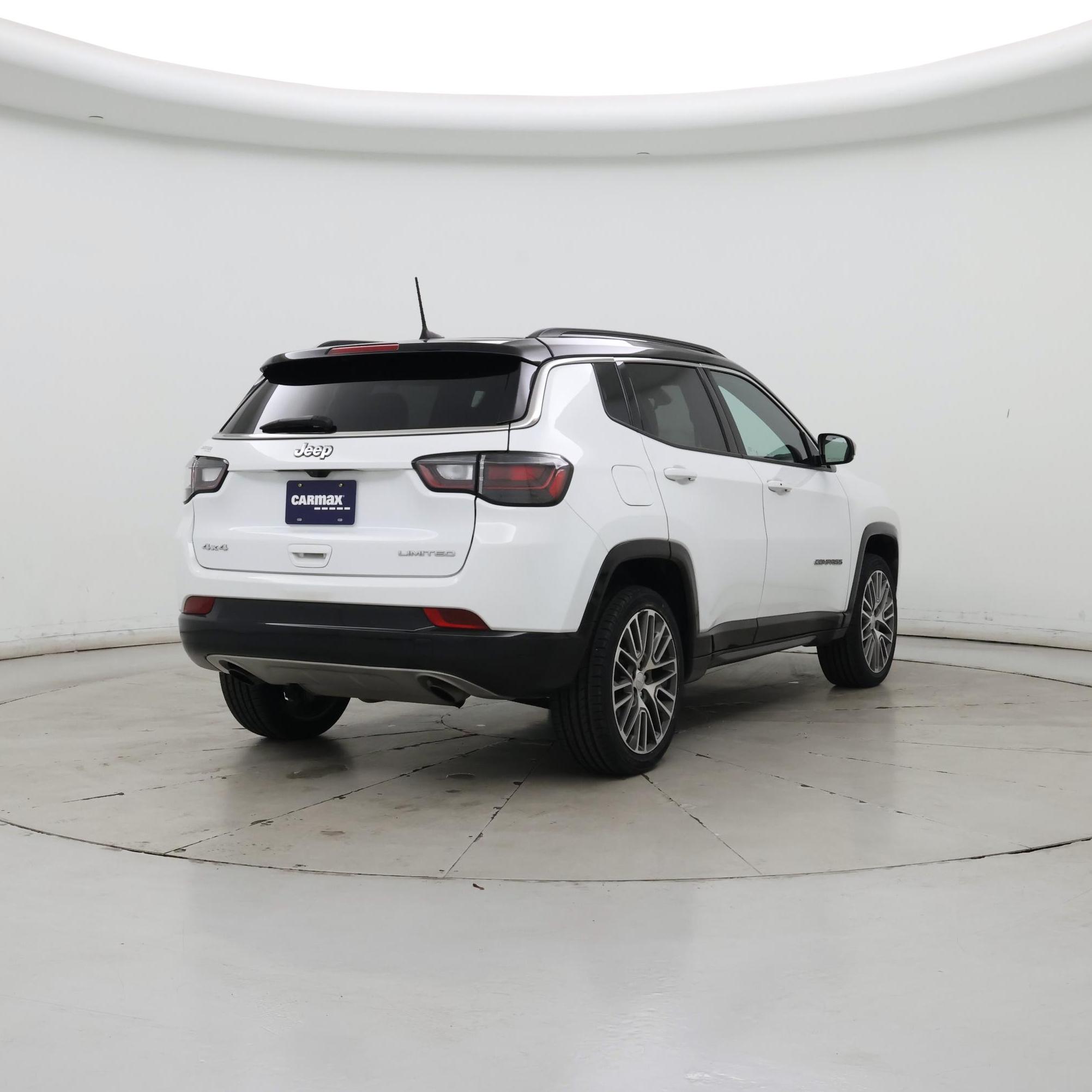 Thumbnail: 2023 Jeep Compass - 8