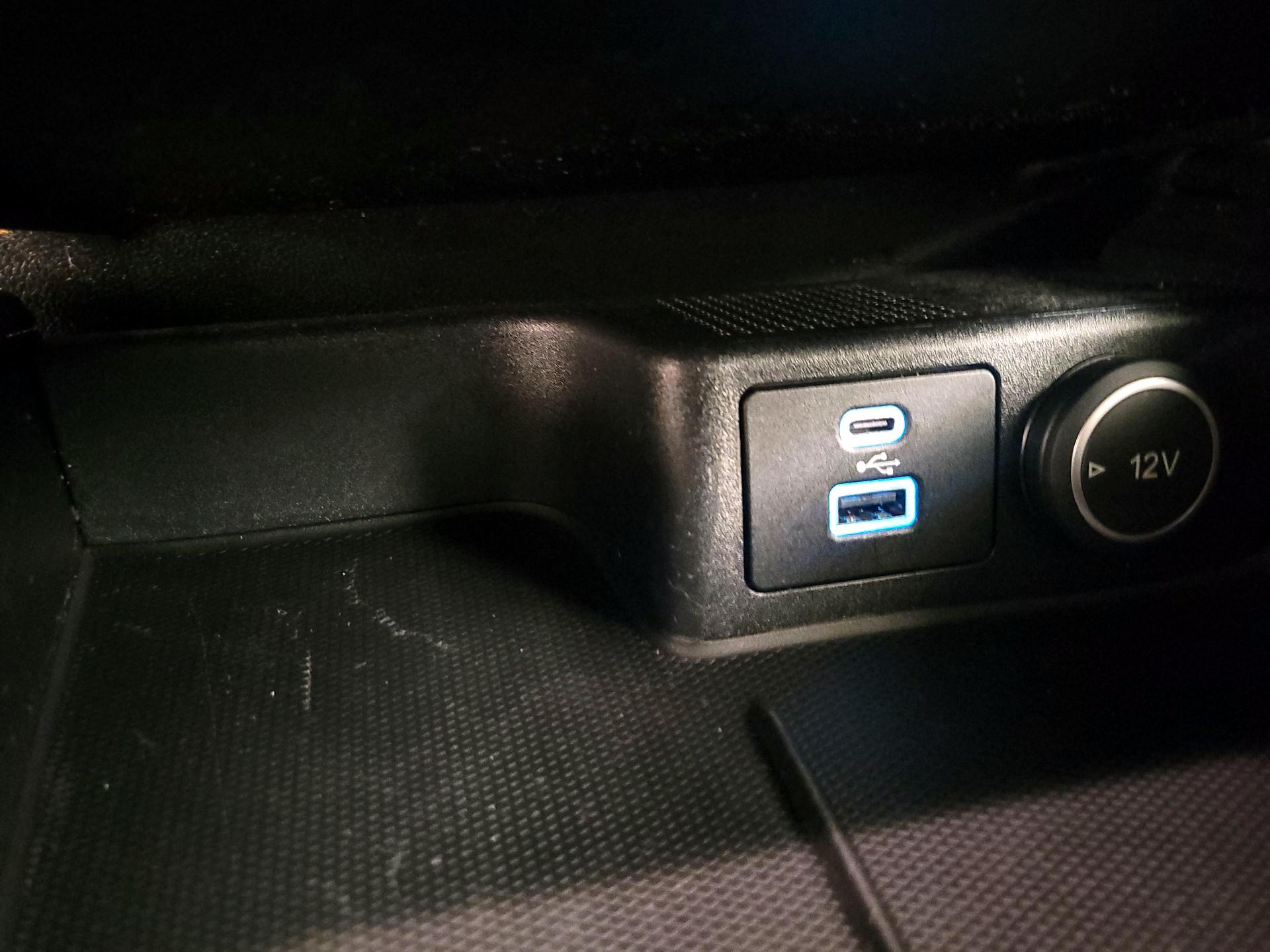 Thumbnail: 2021 Ford Escape - 18